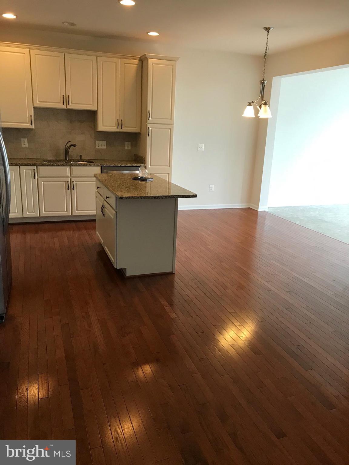 SOUTH RIDING - Residential Lease