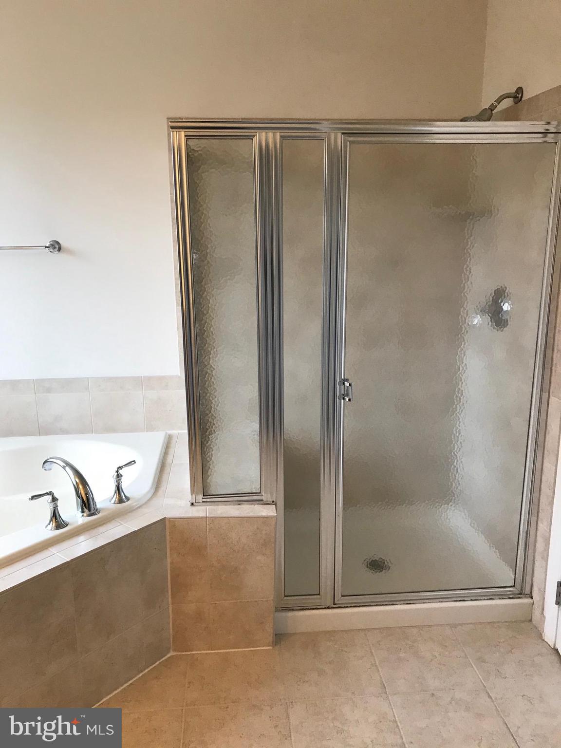 SOUTH RIDING - Residential Lease