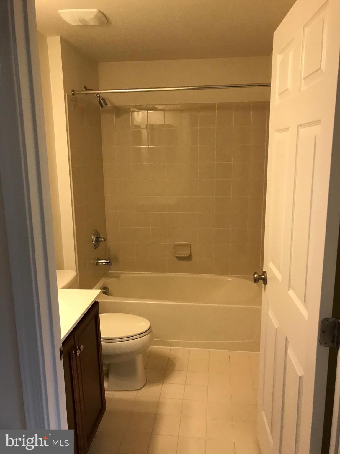 SOUTH RIDING - Residential Lease