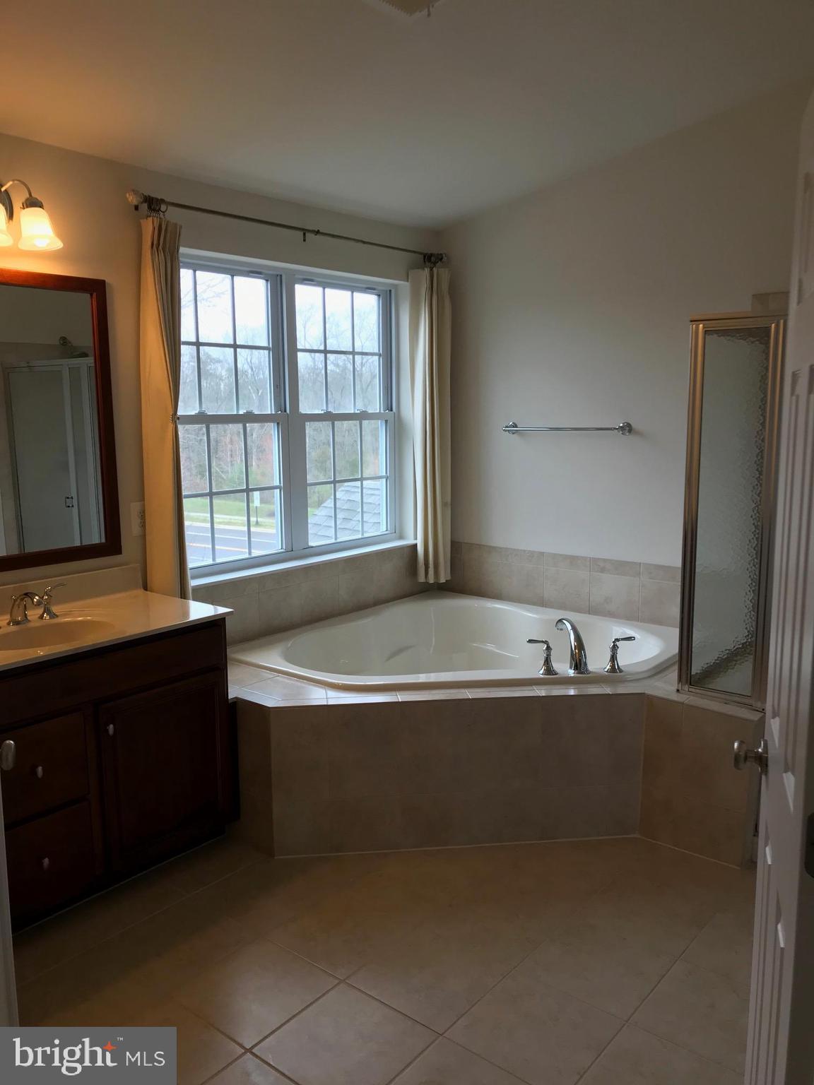 SOUTH RIDING - Residential Lease