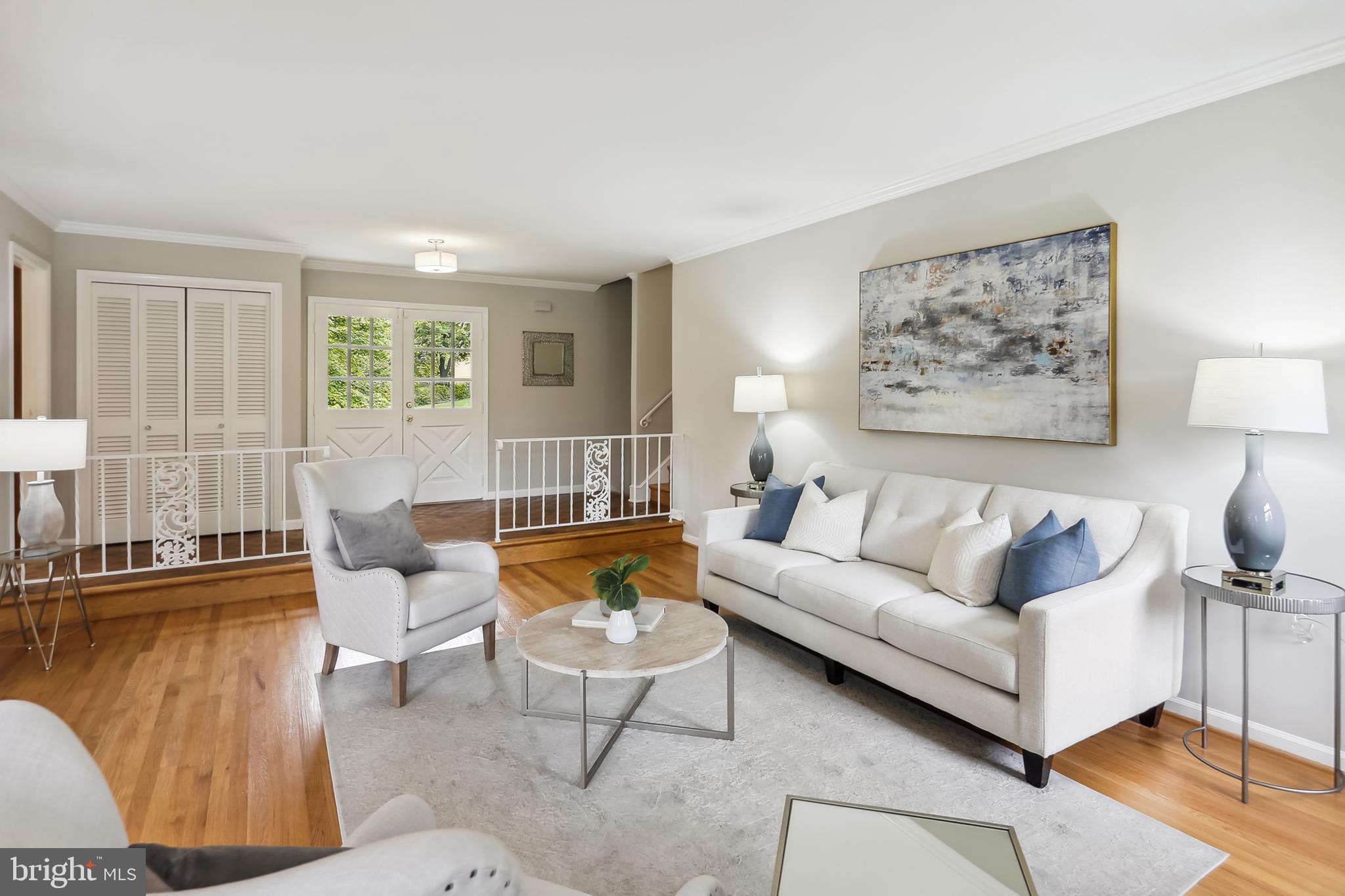 MONEYS CORNER - Residential