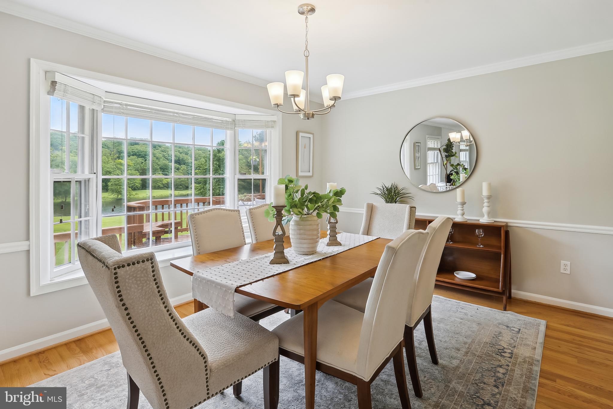 MONEYS CORNER - Residential