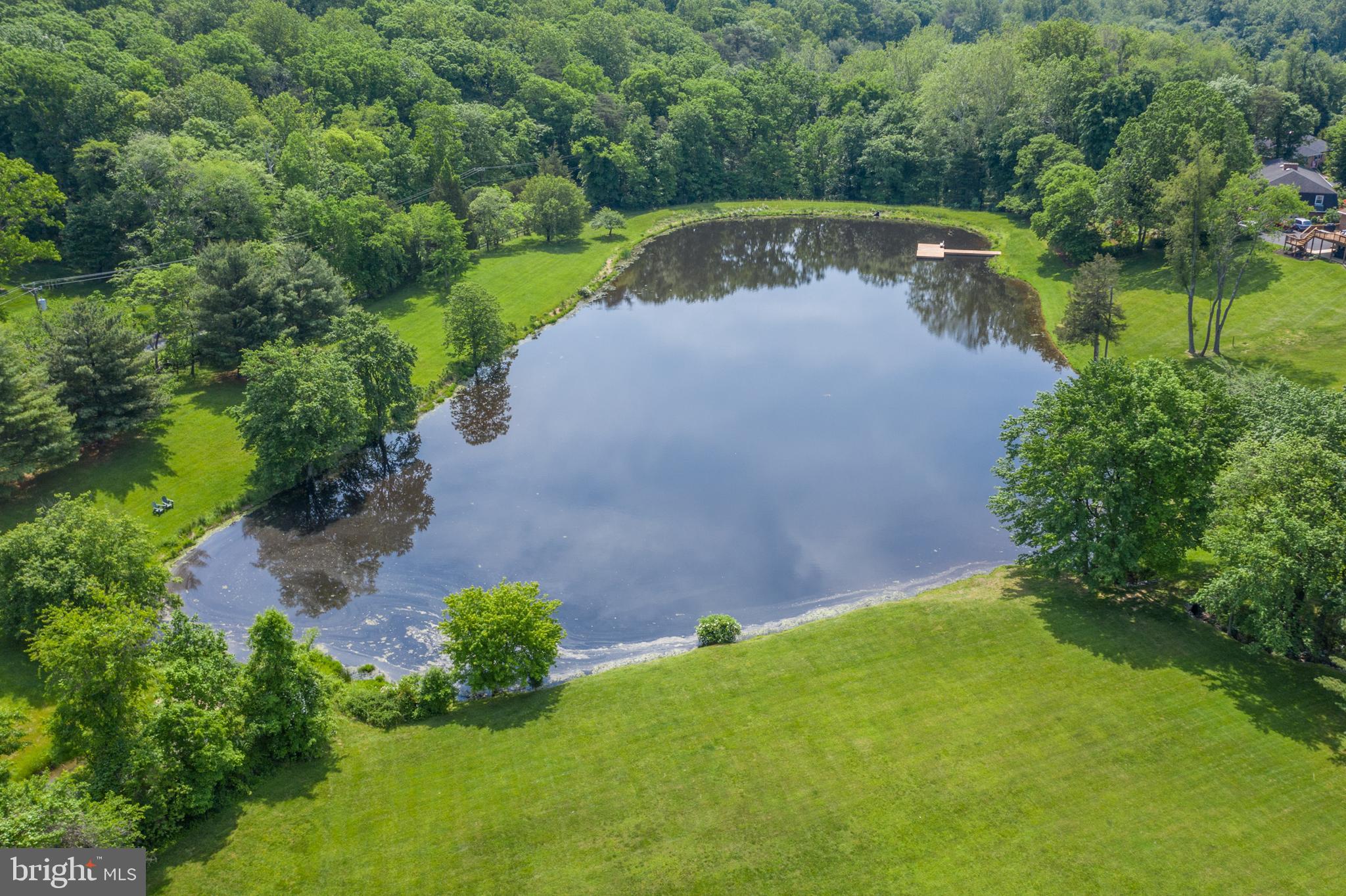 MONEYS CORNER - Residential