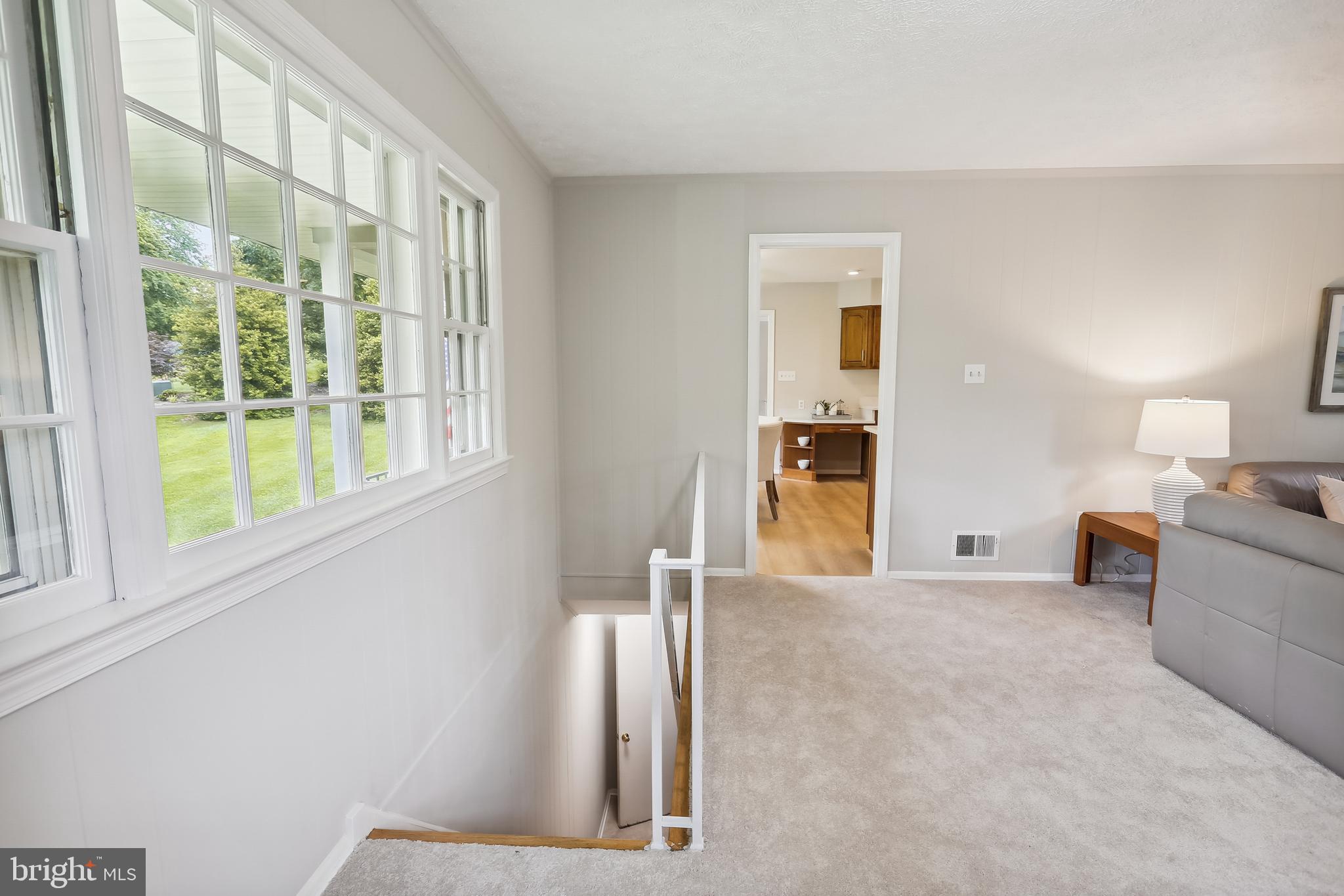 MONEYS CORNER - Residential