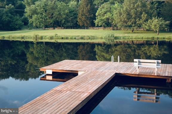 MONEYS CORNER - Residential