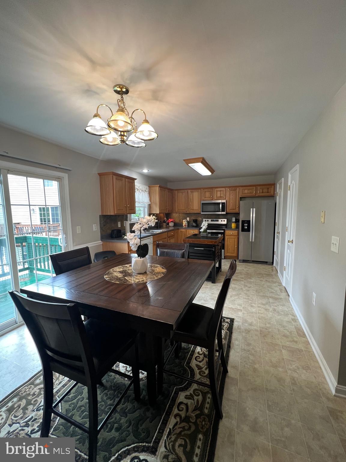 AMBER WOODS - Residential