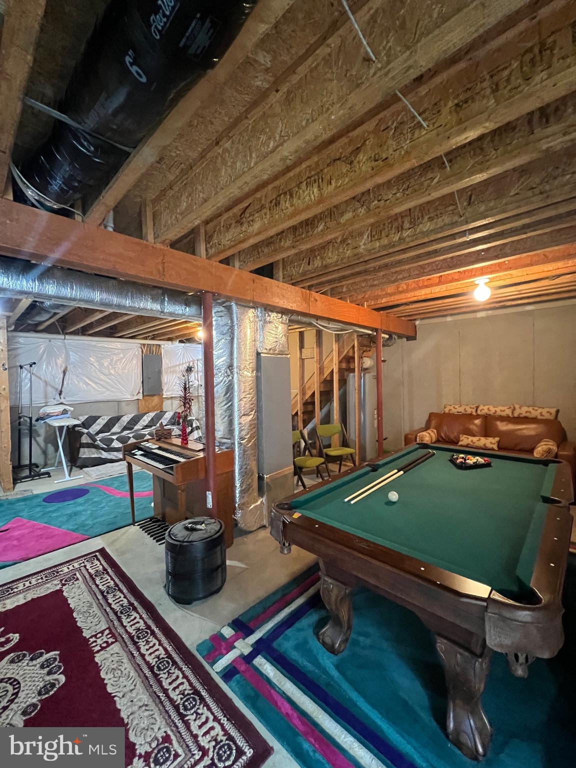 AMBER WOODS - Residential