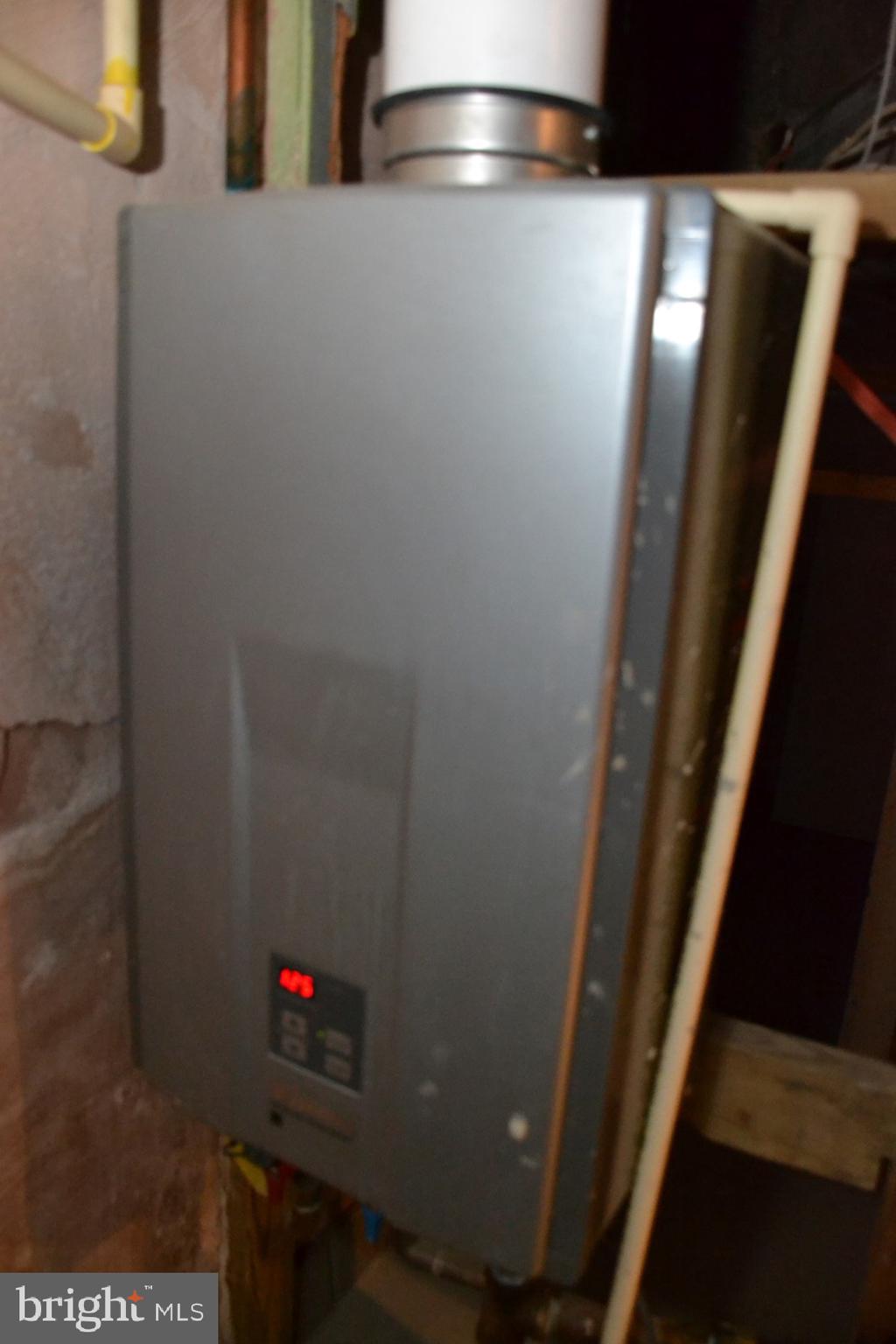 FEDERAL HILL HISTORIC DISTRICT - Residential Lease