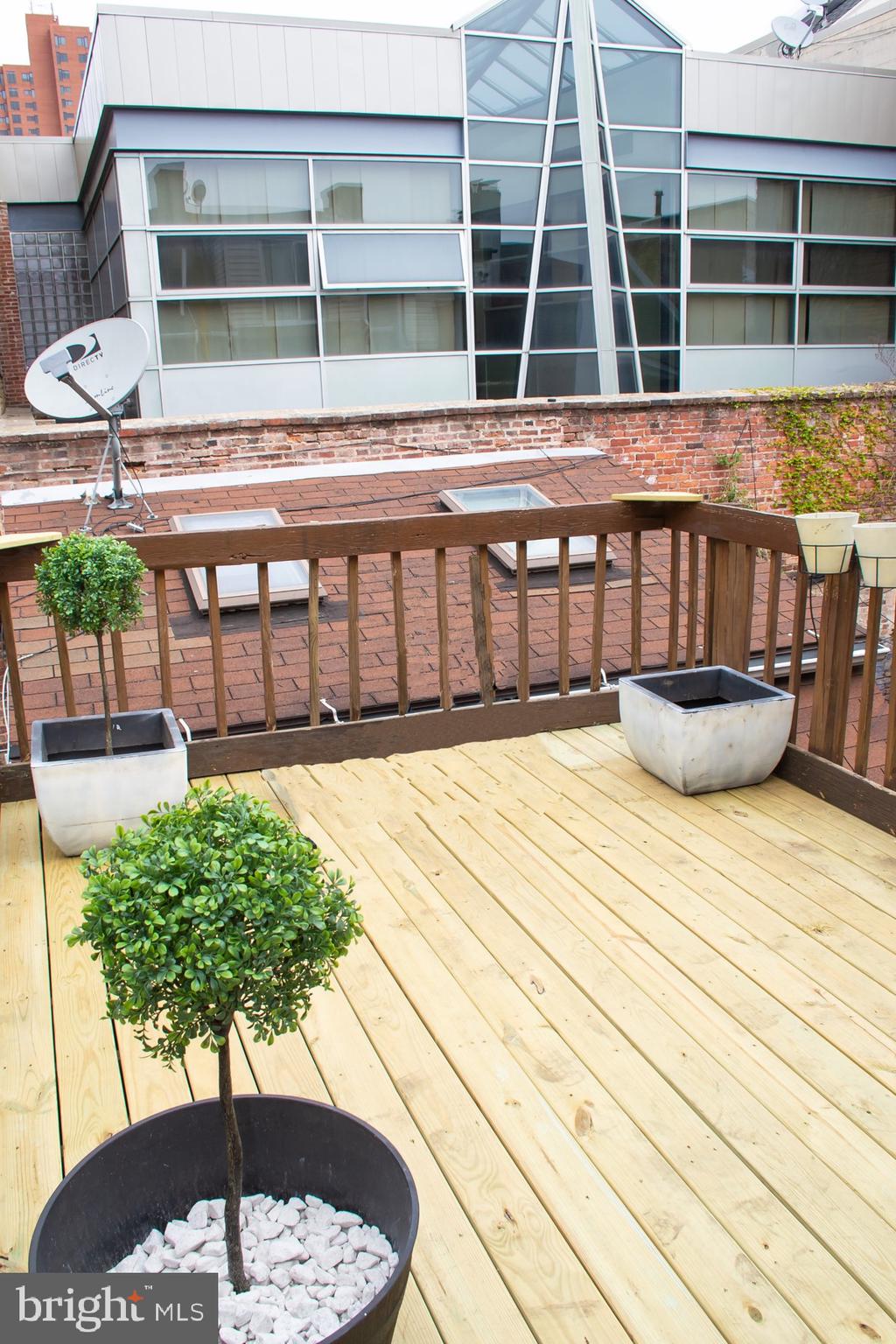 FEDERAL HILL HISTORIC DISTRICT - Residential Lease