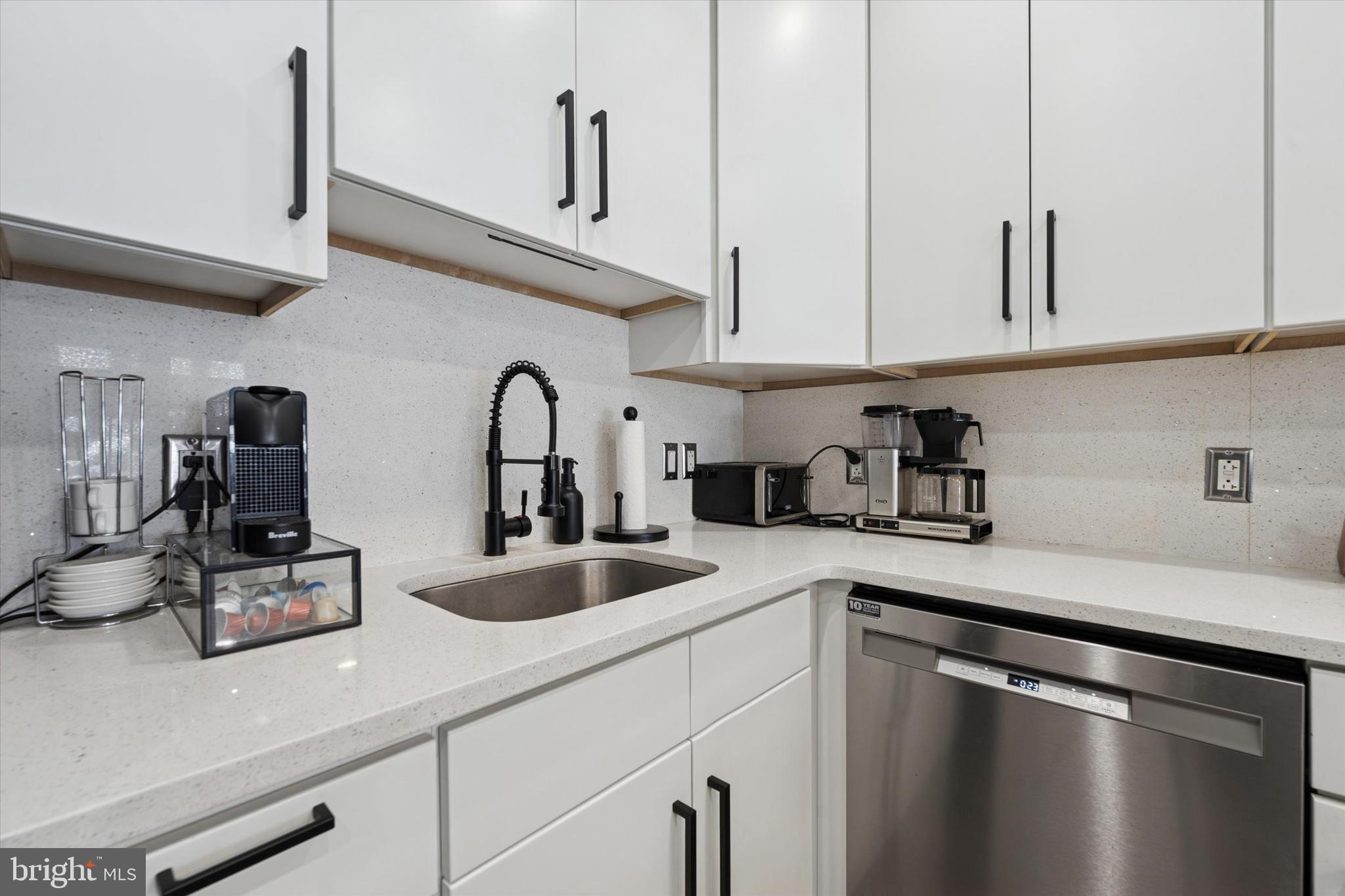 OLDE KENSINGTON - Residential