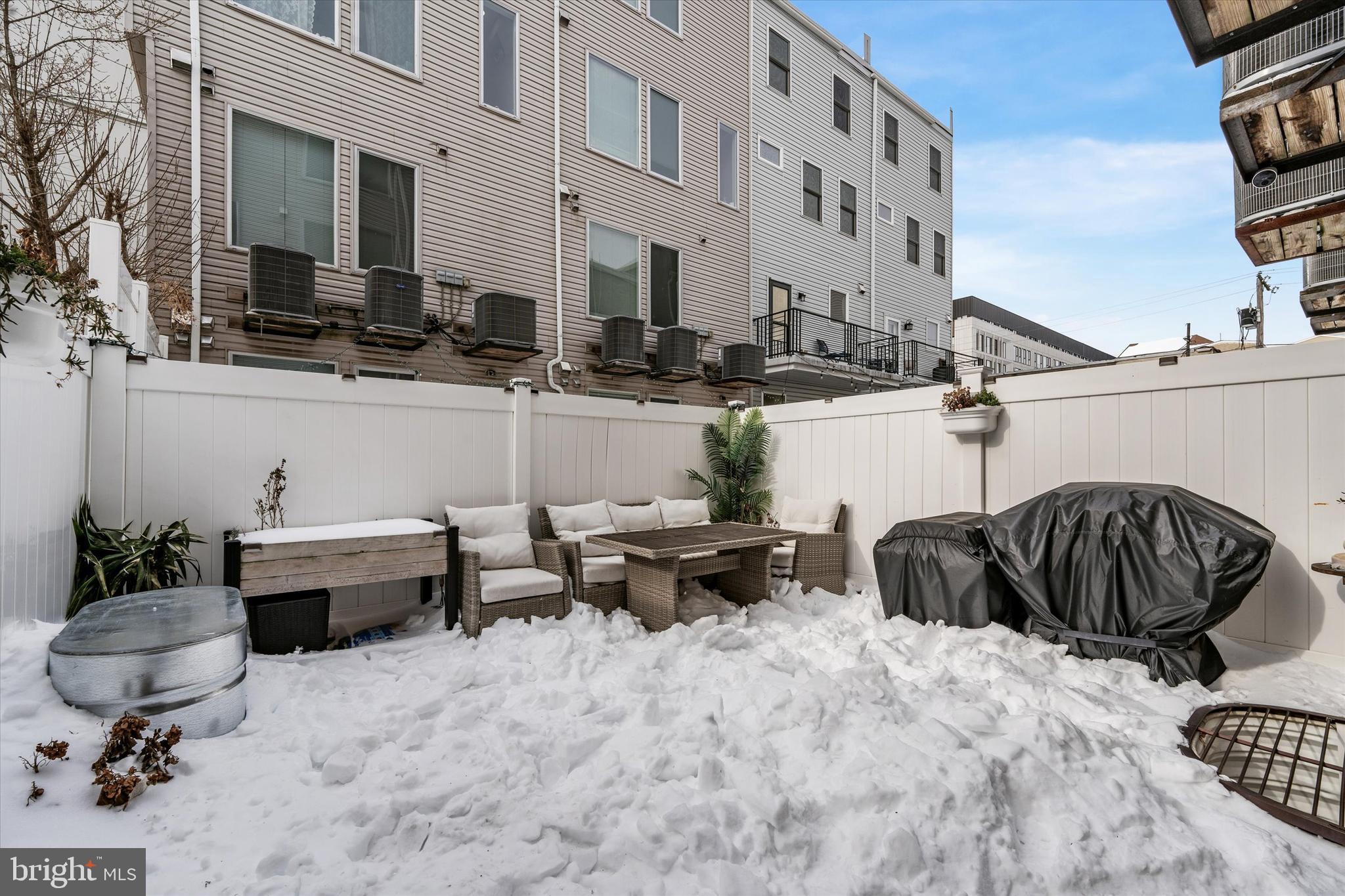 OLDE KENSINGTON - Residential