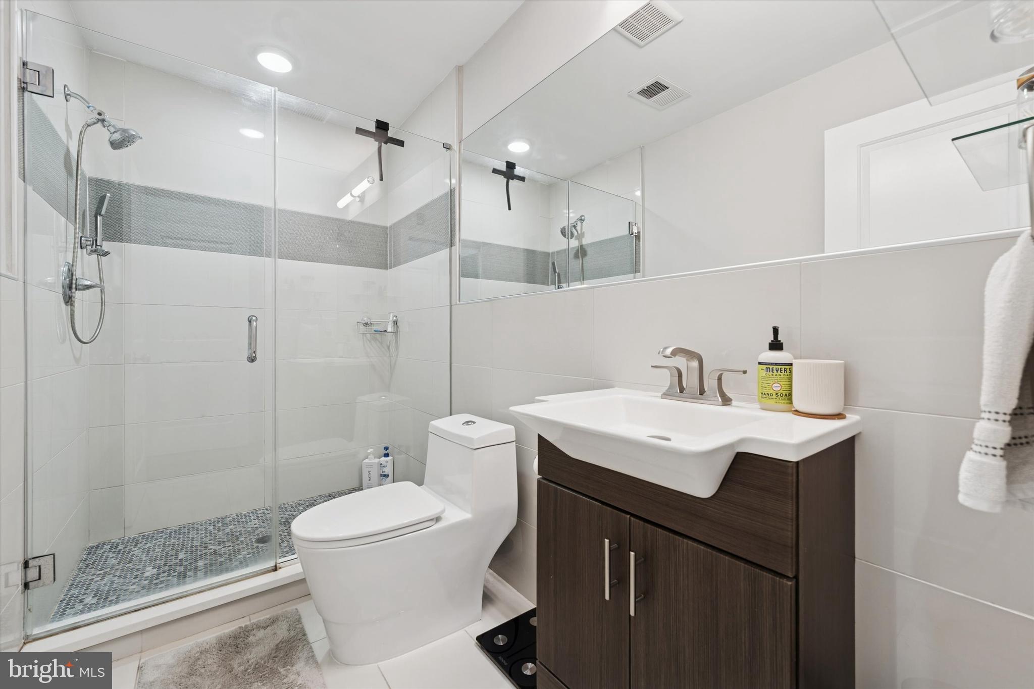 OLDE KENSINGTON - Residential