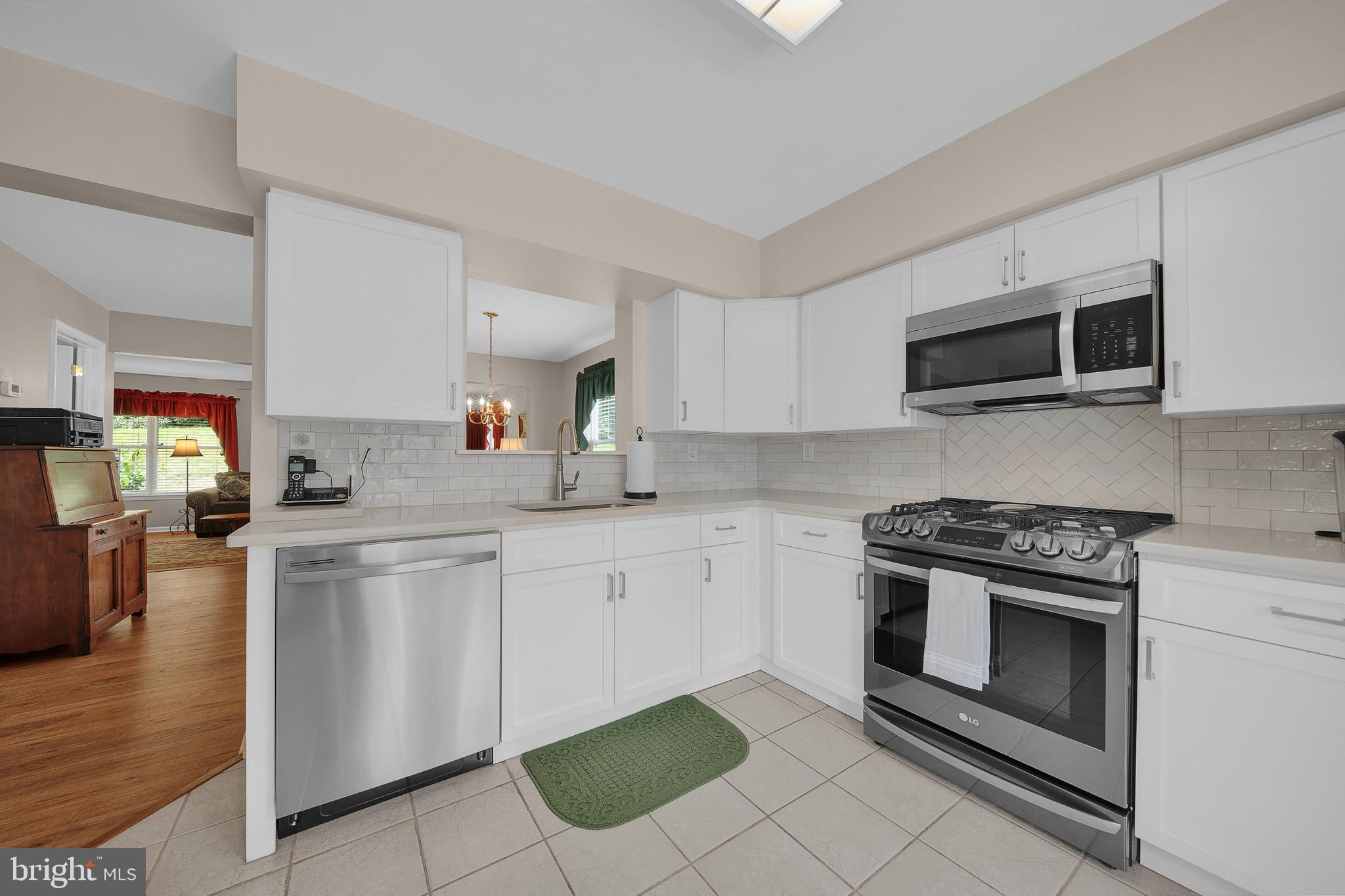 4582 LOUISE SAINT CLAIRE DRIVE