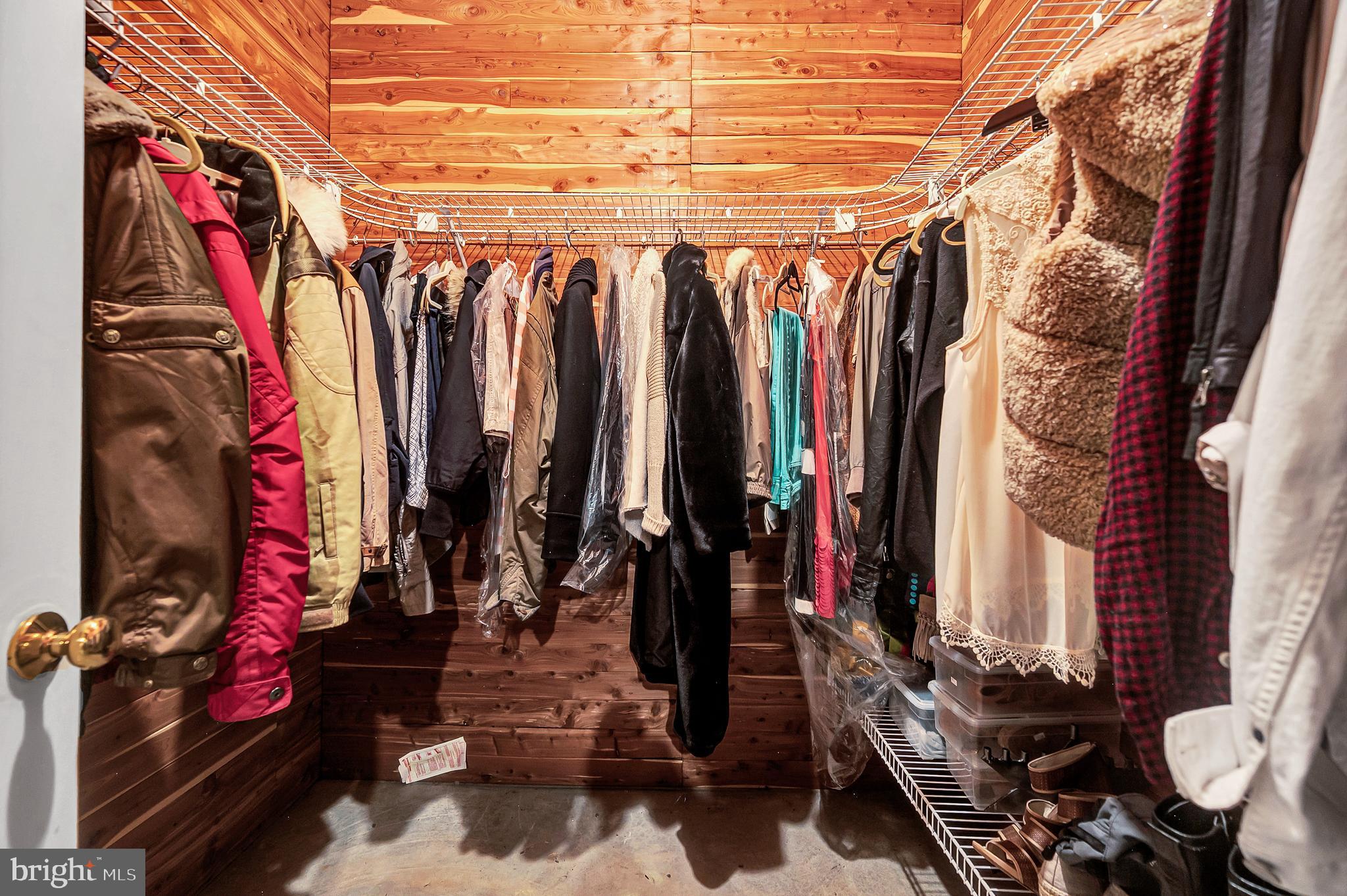 BELLS MILL ESTATES - Residential