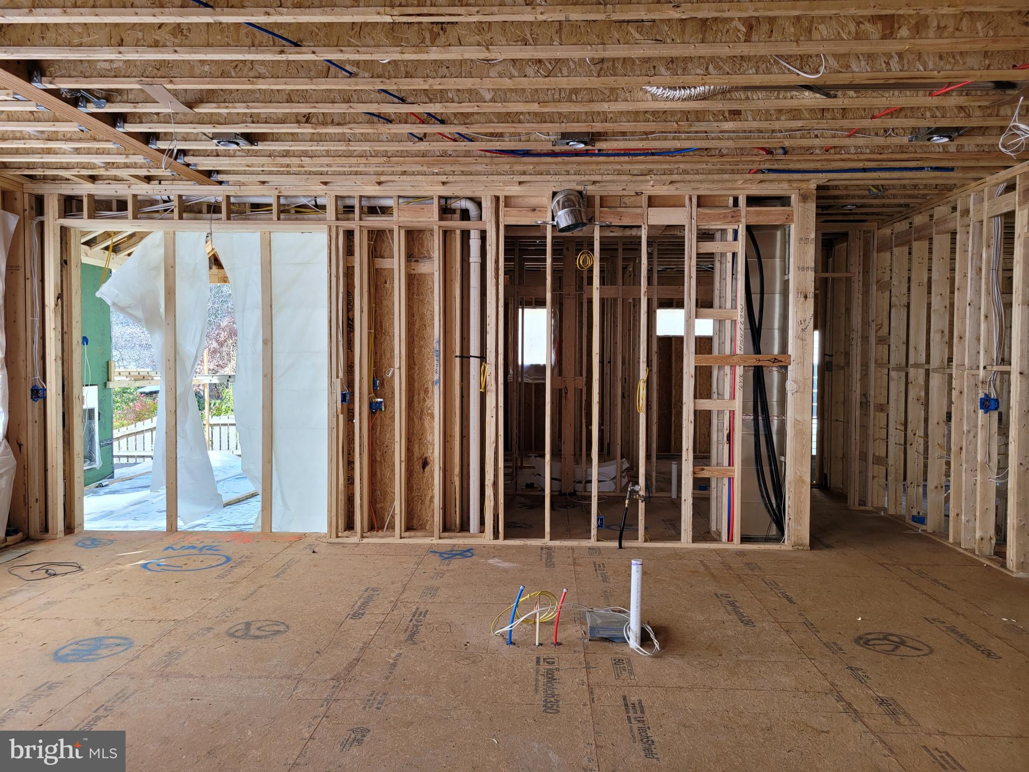 ENGLISH VILLAGE - Residential