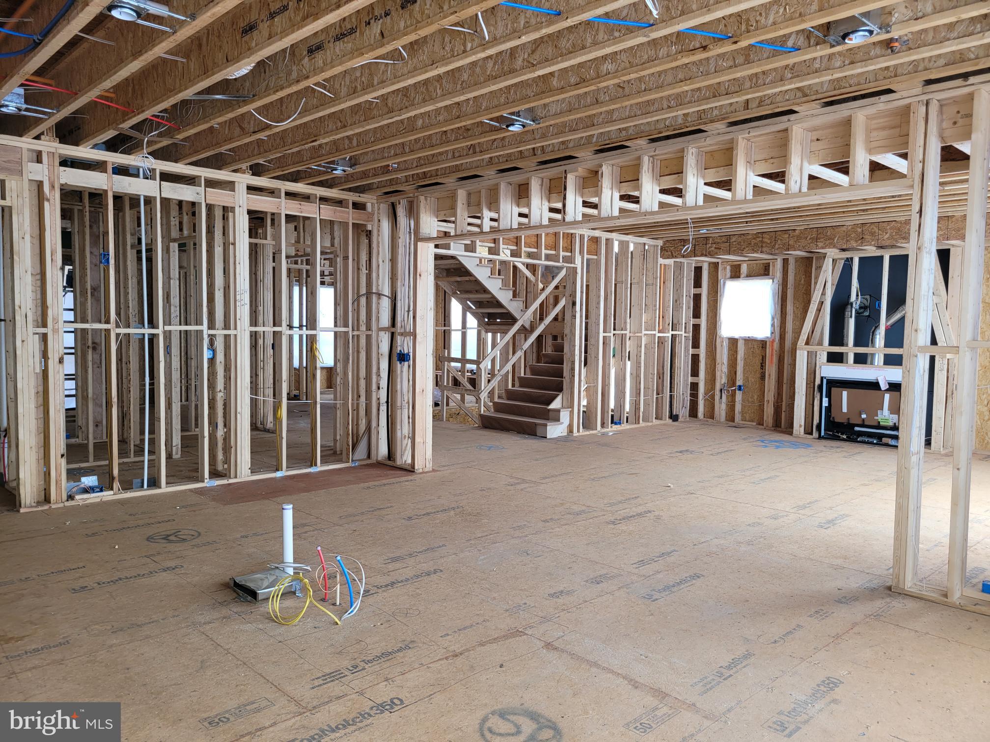 ENGLISH VILLAGE - Residential