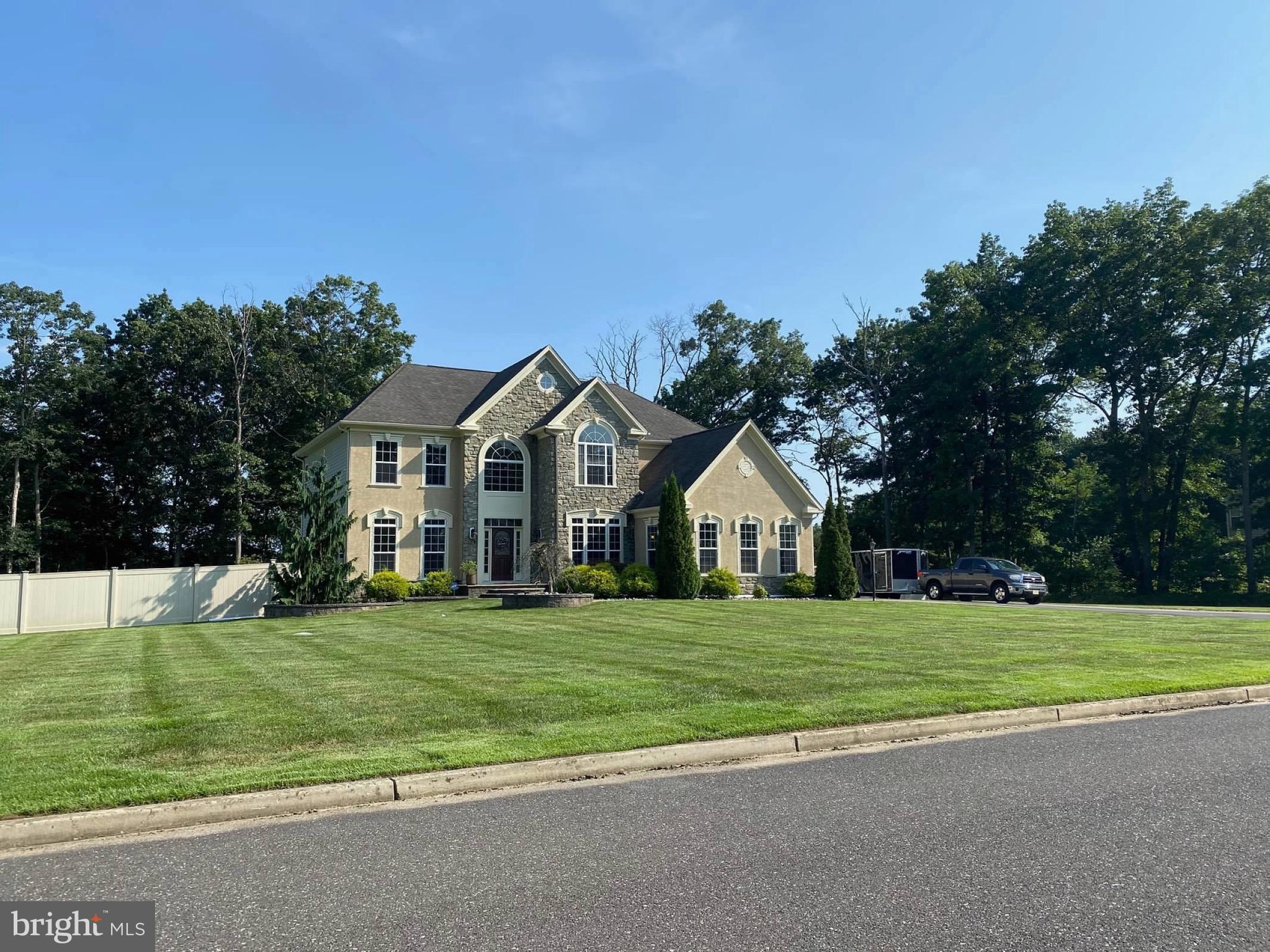 207 CHERRY TREE COURT