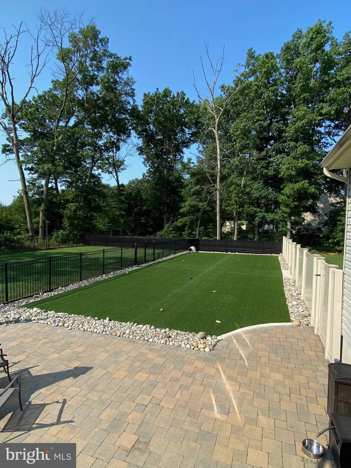 207 CHERRY TREE COURT