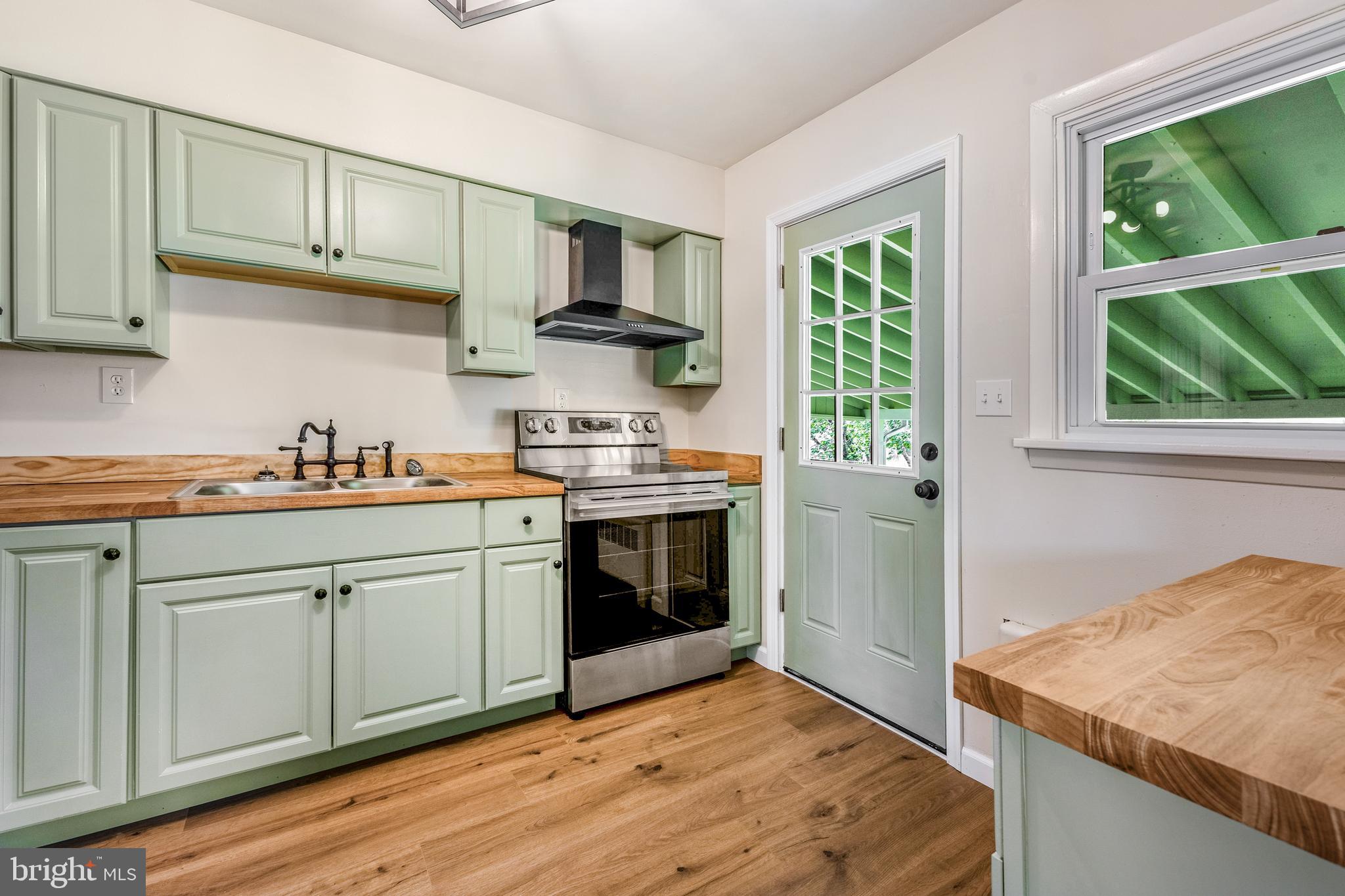 CHESTER HILL - Residential
