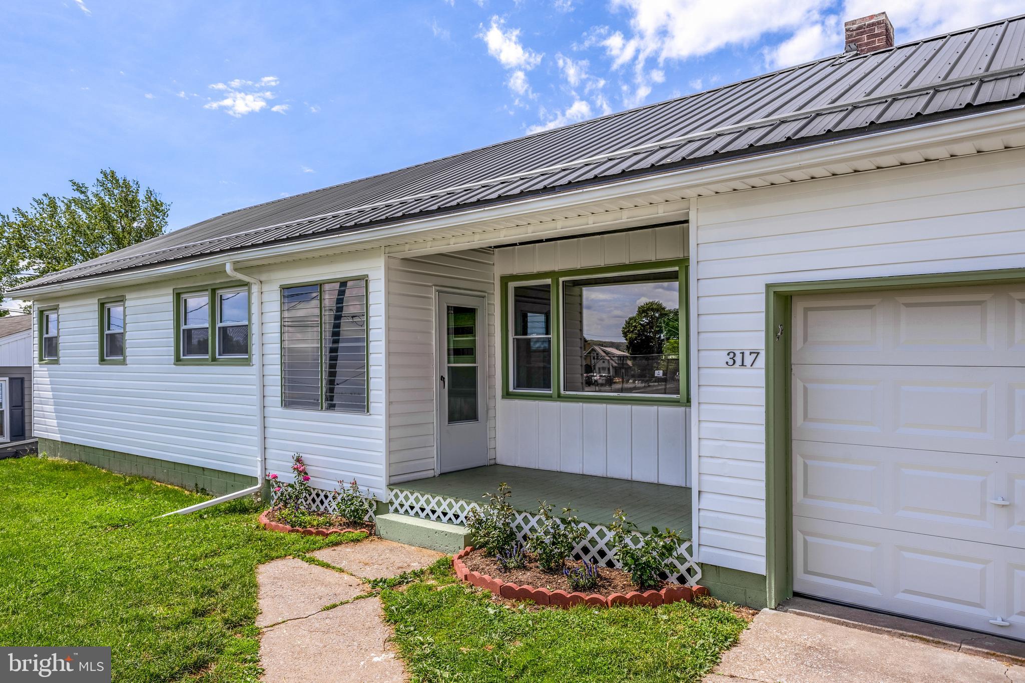 CHESTER HILL - Residential