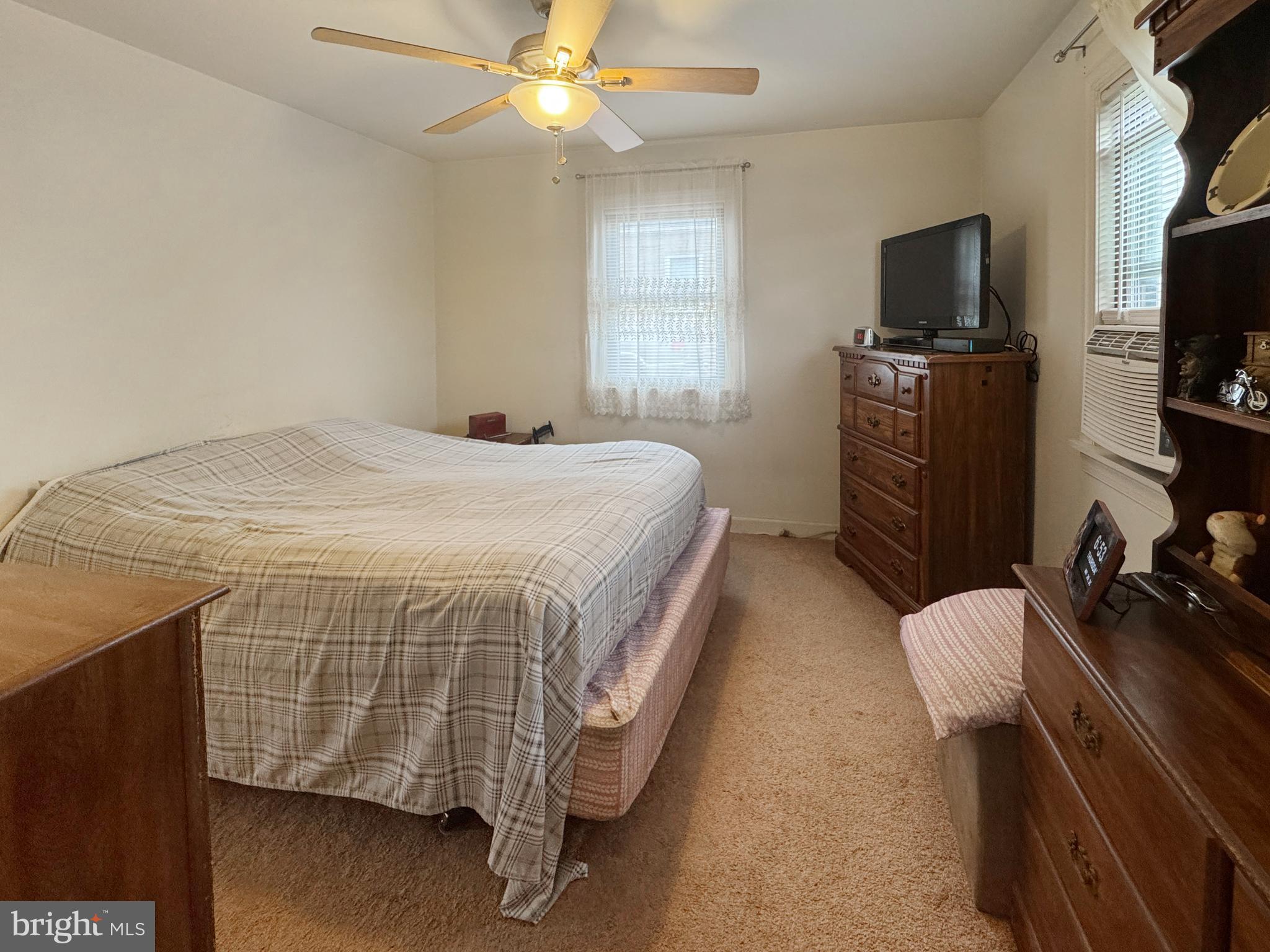 NORWOOD PARK - Residential