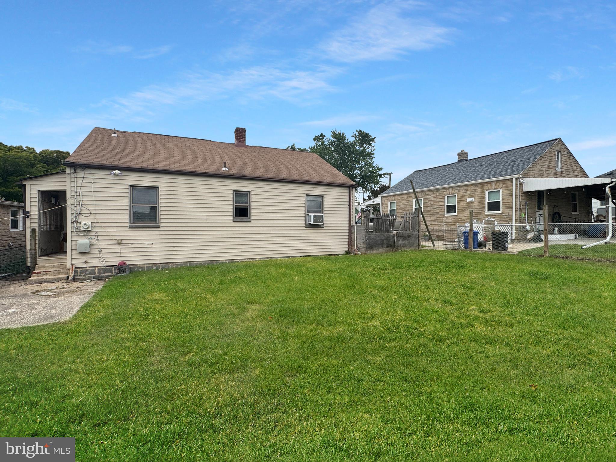 NORWOOD PARK - Residential
