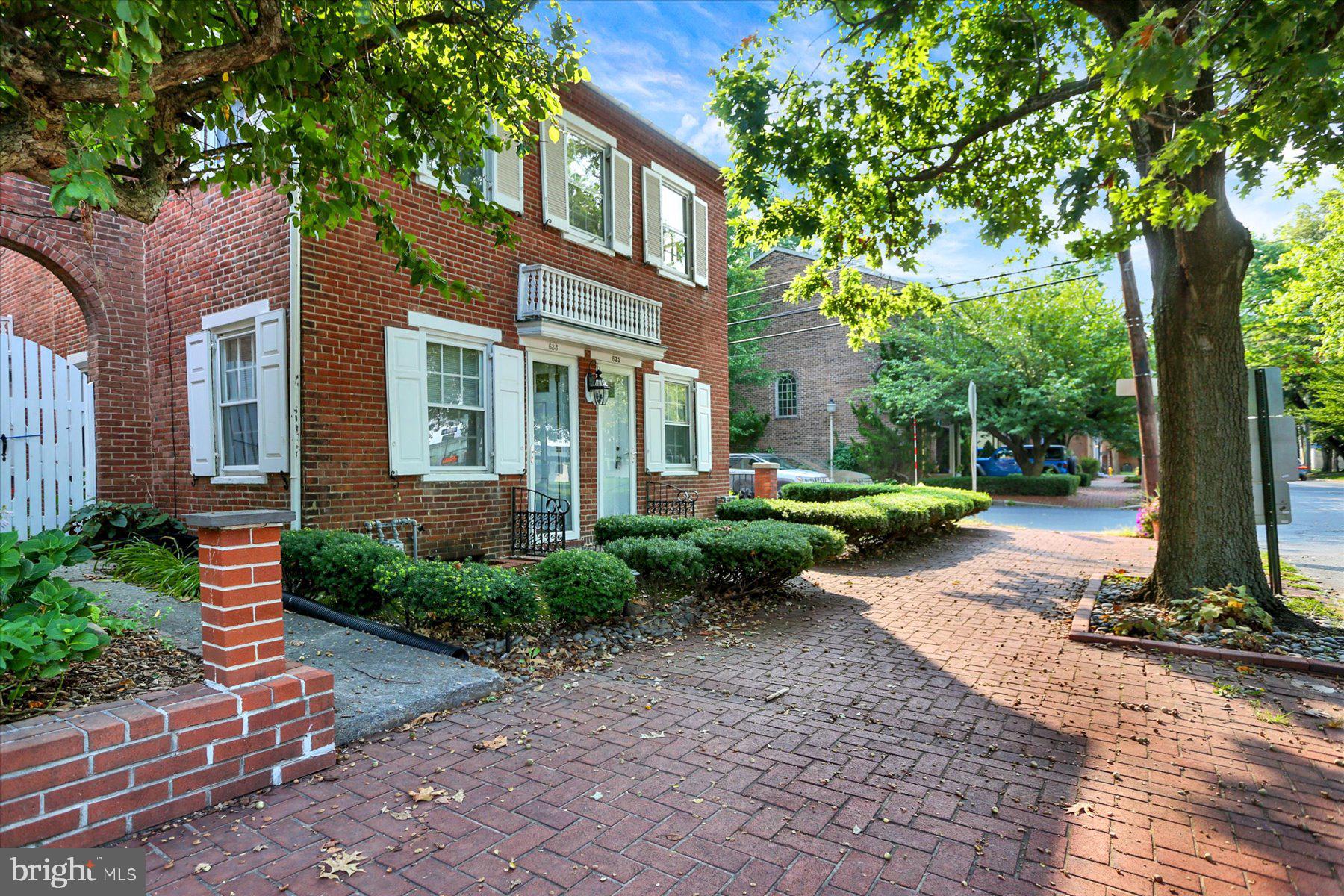 635 S FRONT STREET
