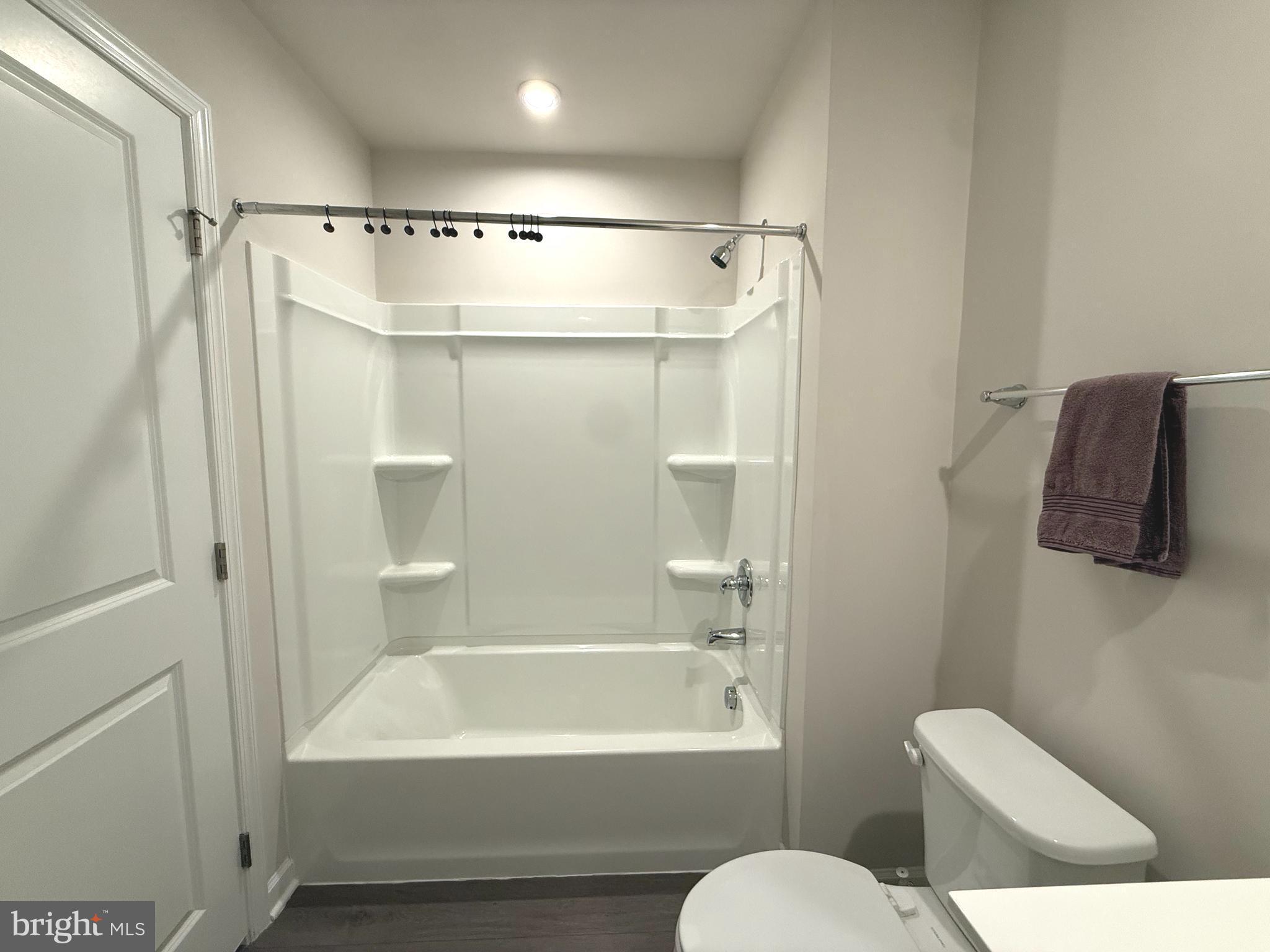 CARDINAL POINTE - Residential Lease