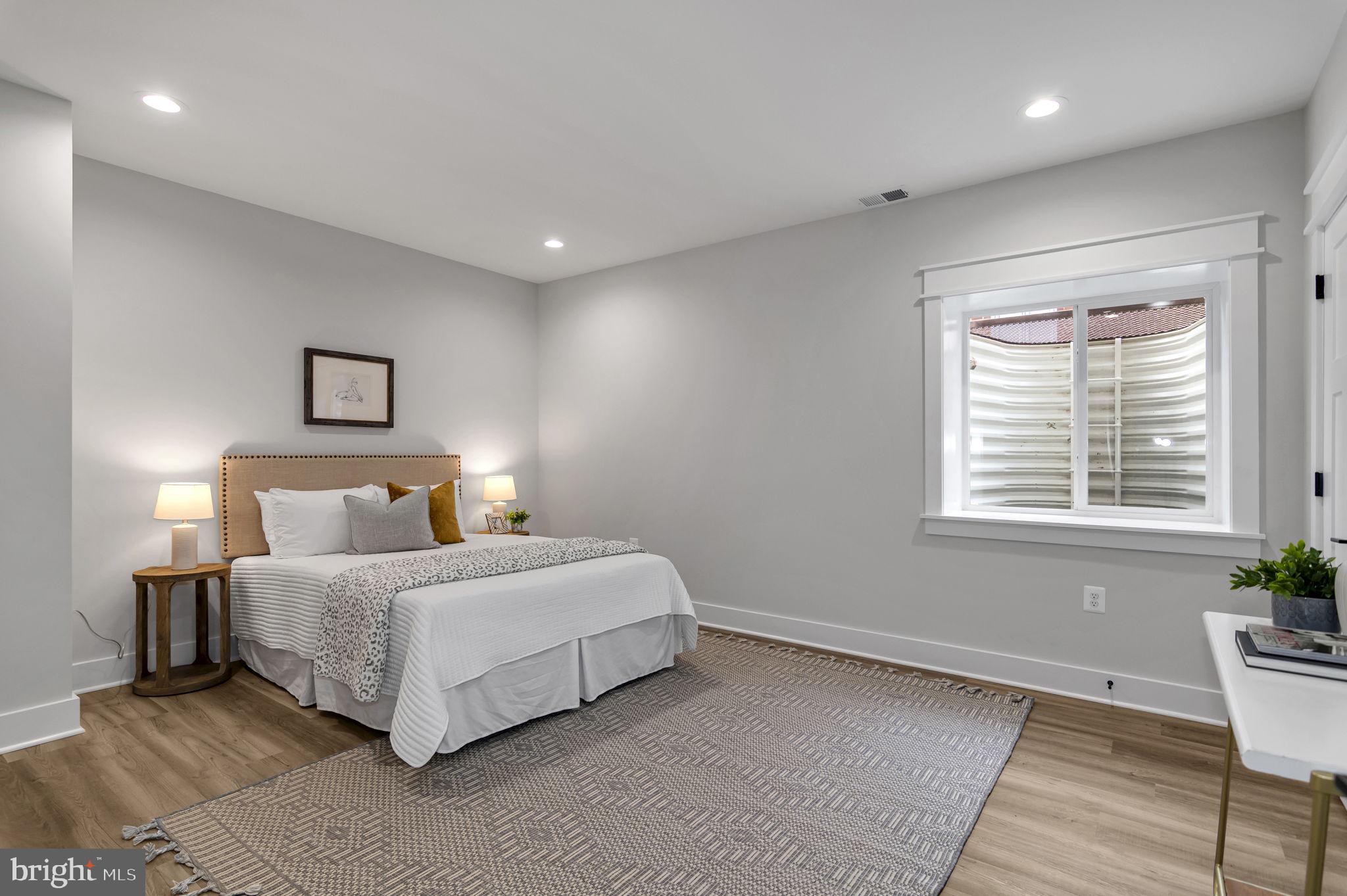 BROCKWOOD - Residential