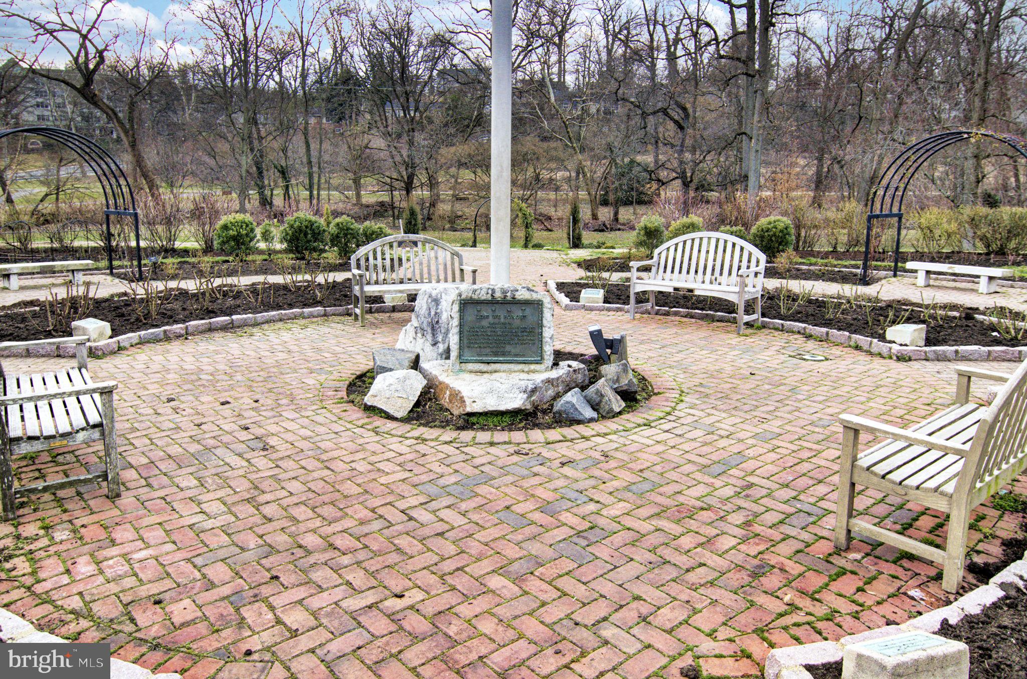 BROCKWOOD - Residential