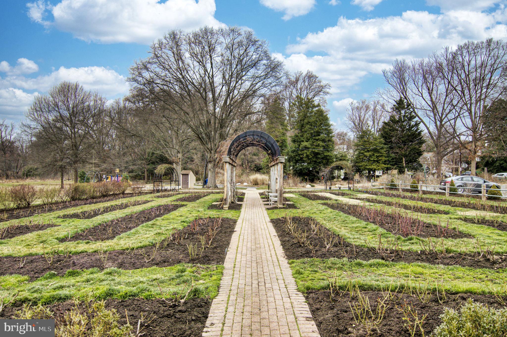 BROCKWOOD - Residential