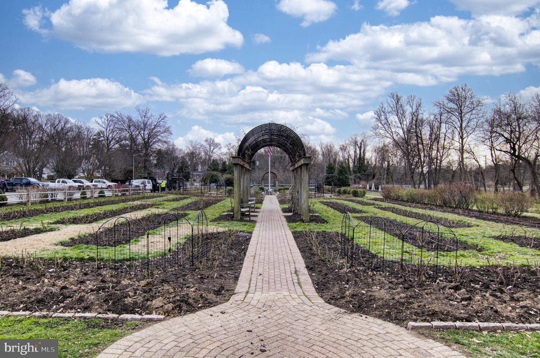 BROCKWOOD - Residential