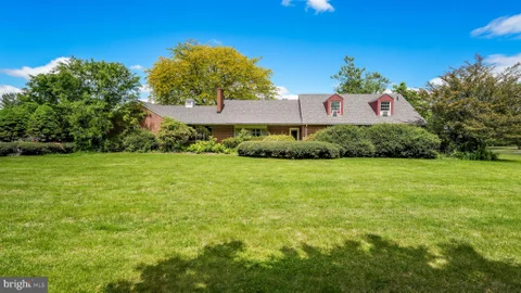 1591 Middletown, Gradyville, PA 19039 - MLS#: PADE2115736