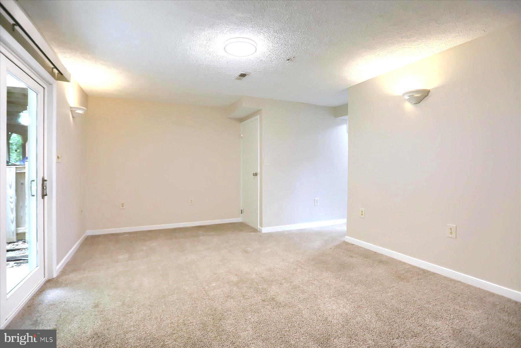 WOODS OF BAYVIEW - Residential