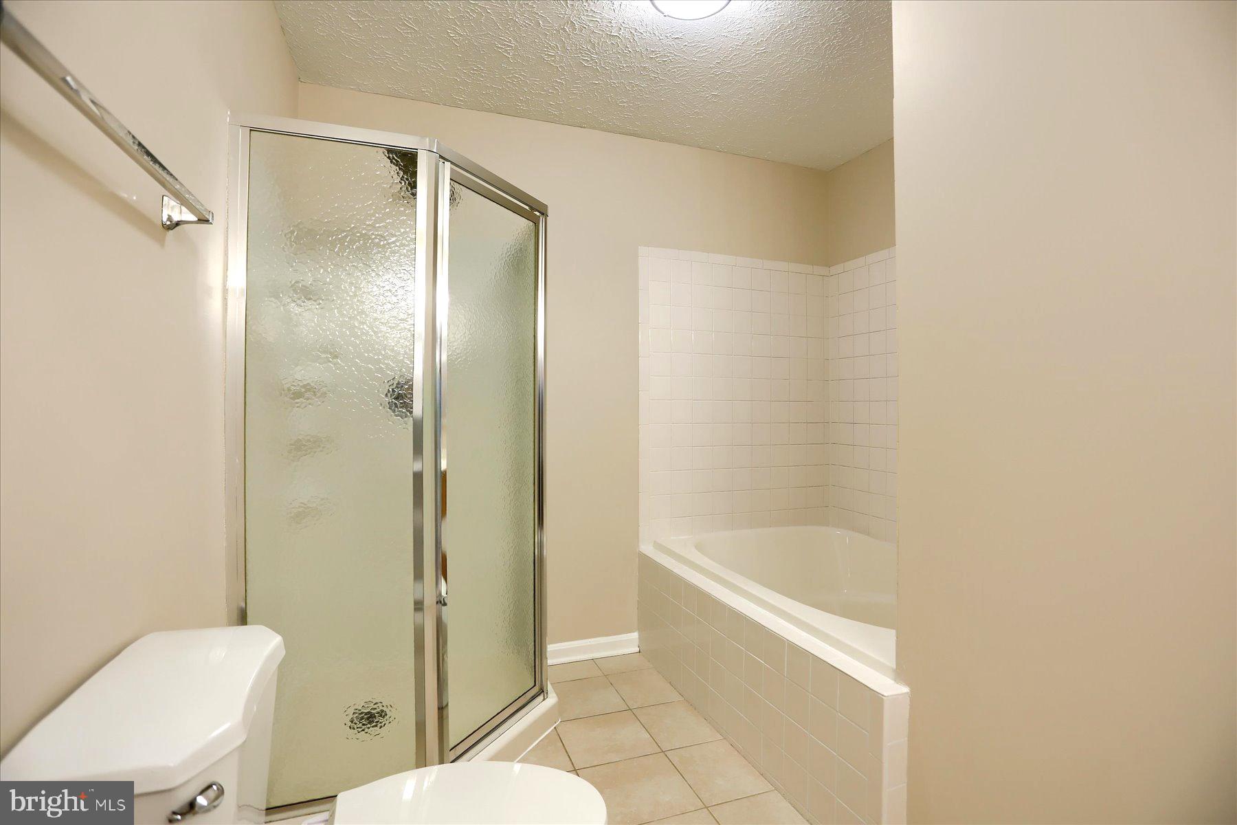 WOODS OF BAYVIEW - Residential