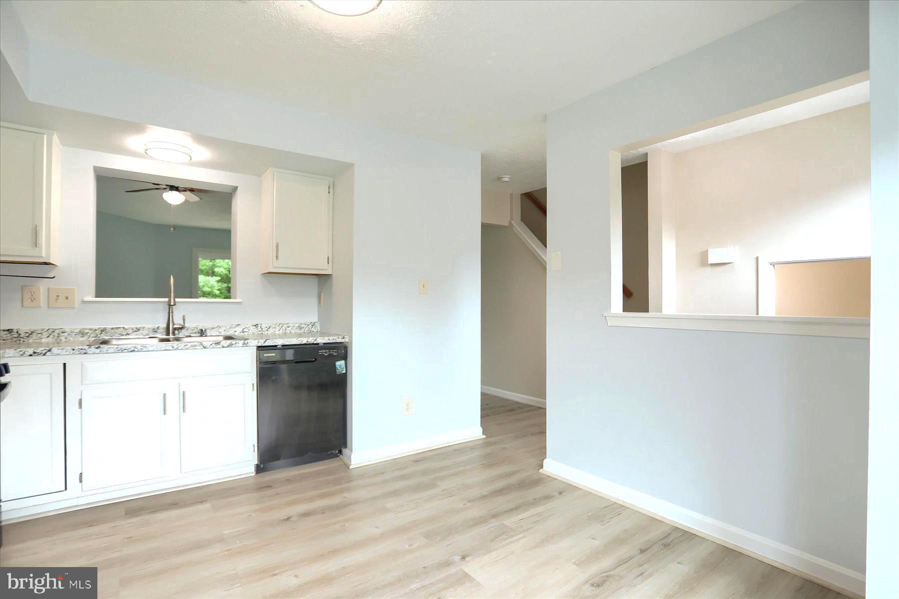 WOODS OF BAYVIEW - Residential