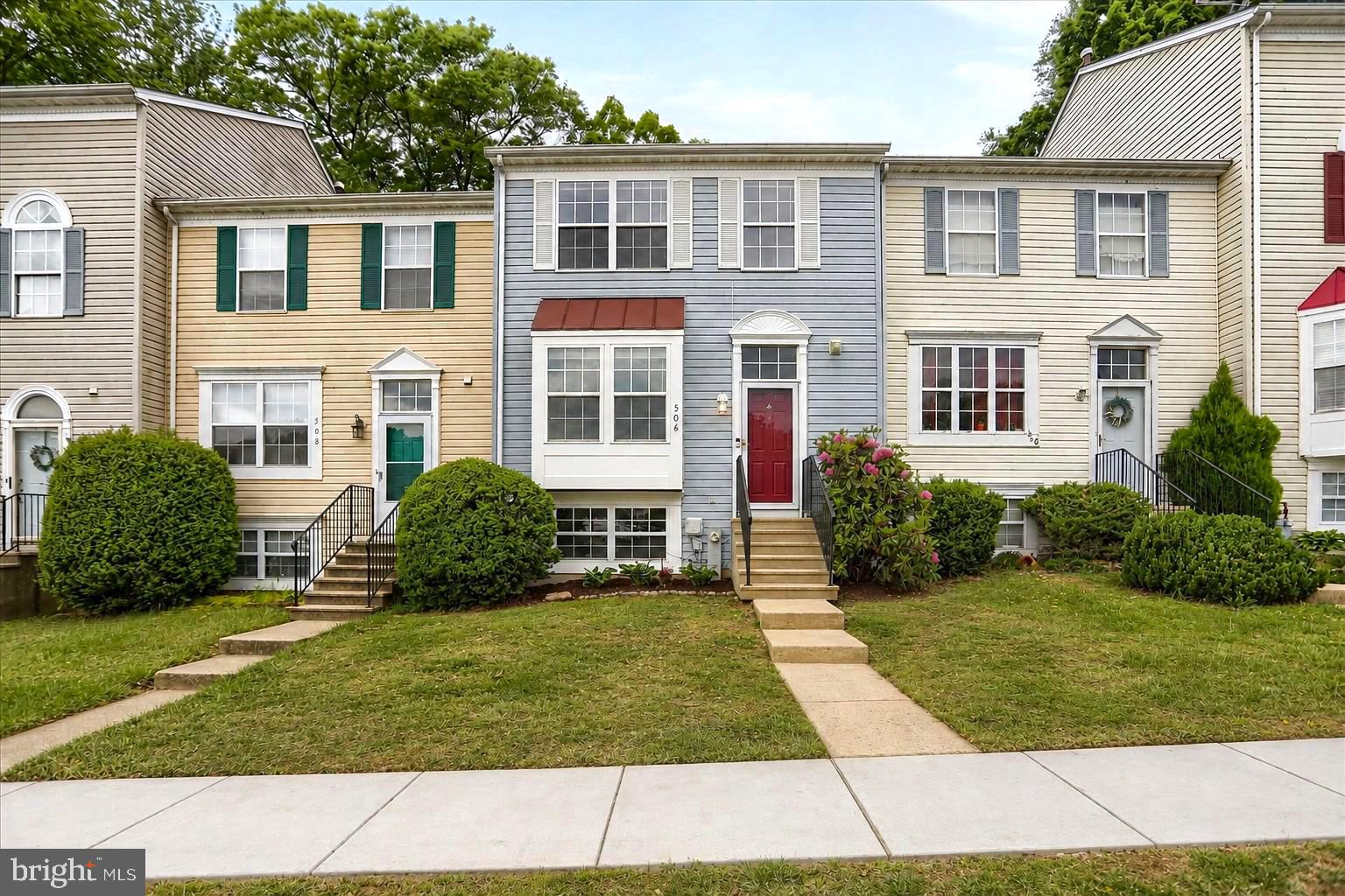 WOODS OF BAYVIEW - Residential