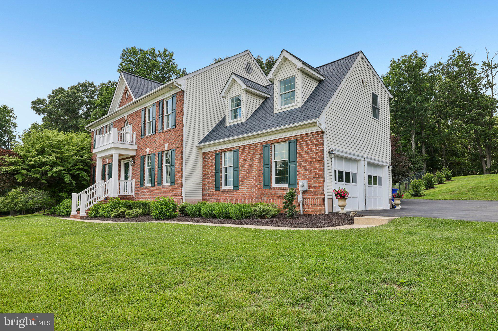 17706 FOXMOOR DRIVE