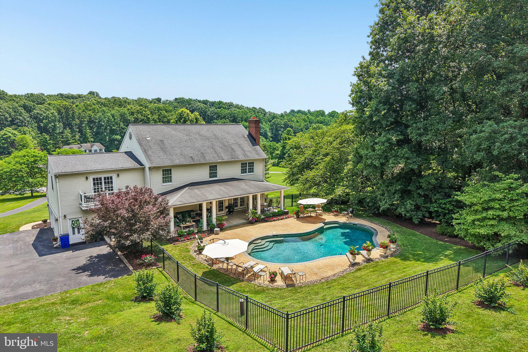 17706 FOXMOOR DRIVE