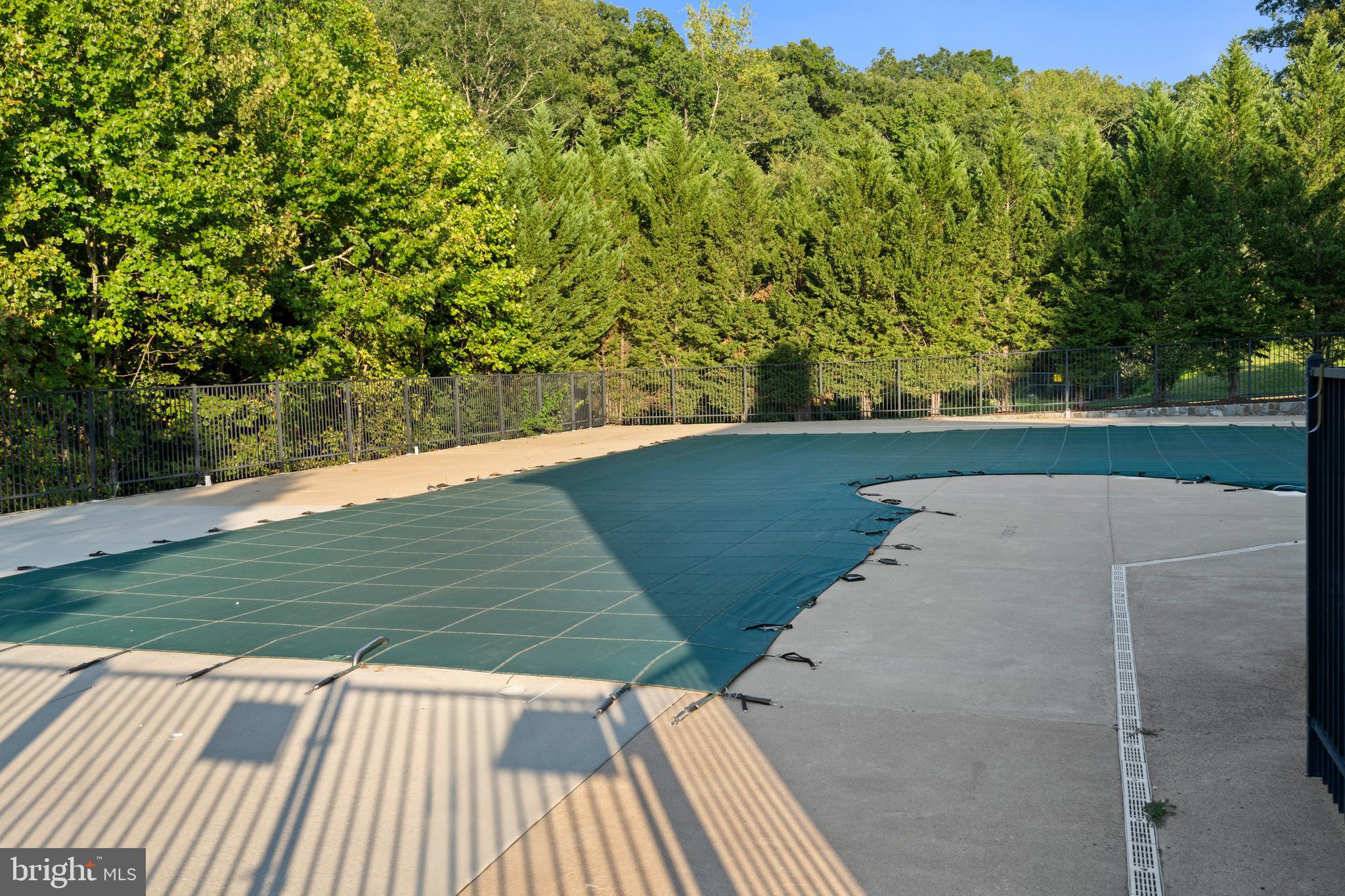 THE RESERVE CONDOMINIUMS - Residential