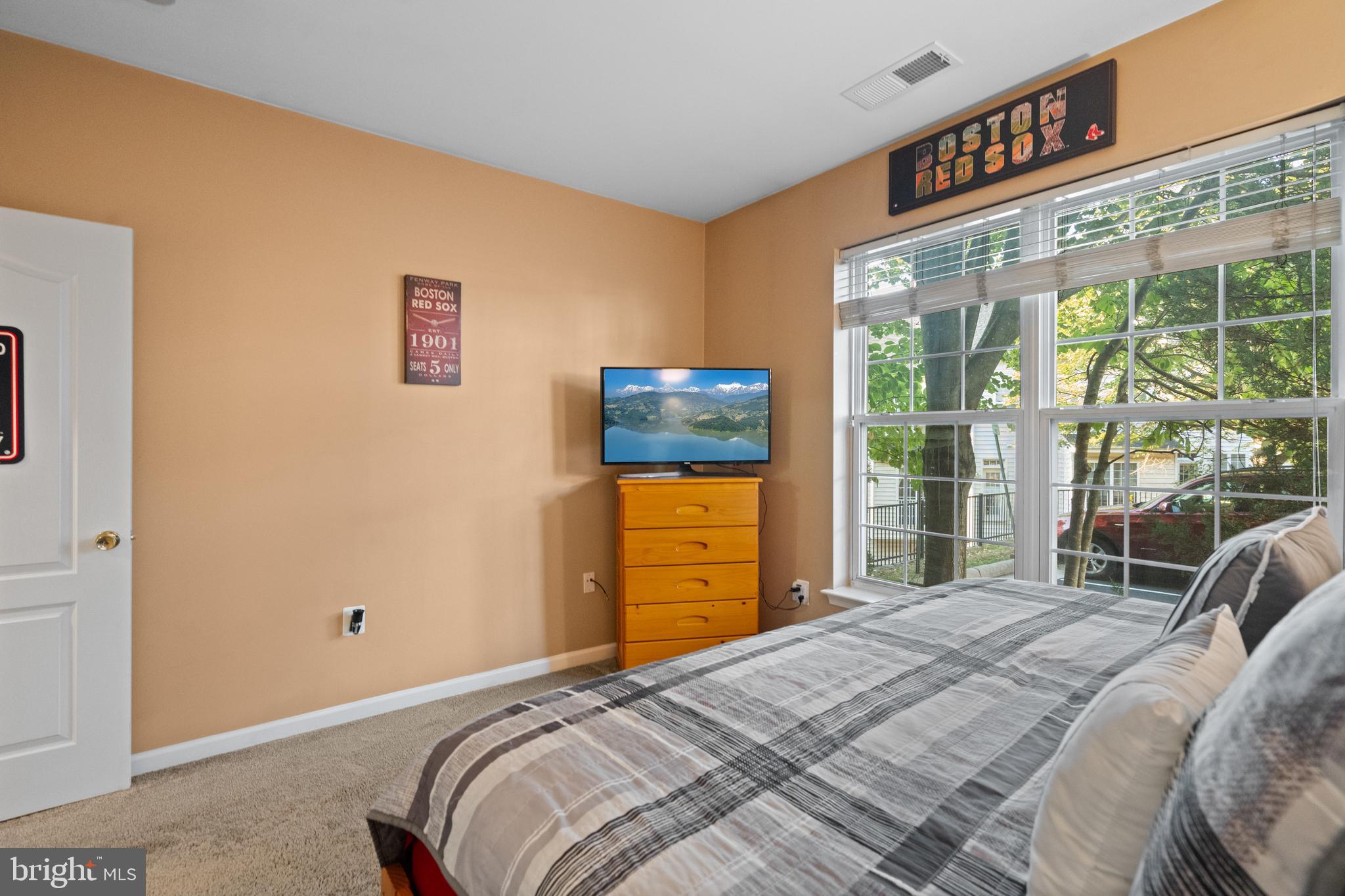 THE RESERVE CONDOMINIUMS - Residential