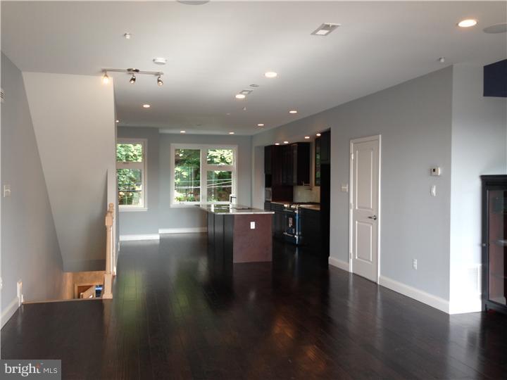 MANAYUNK - Residential