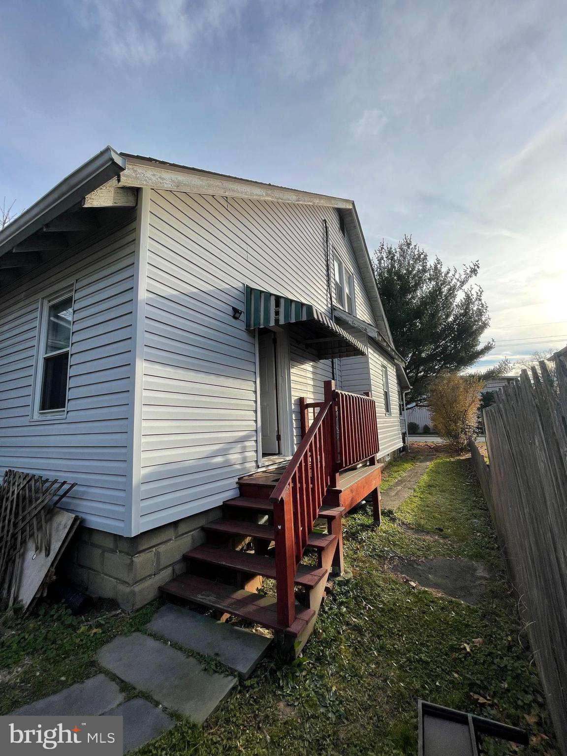 37 E GLOUCESTER PIKE 1