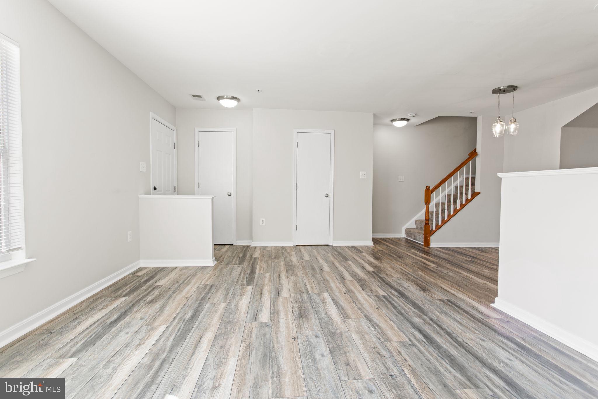 WELLINGTON TRACE - Residential Lease