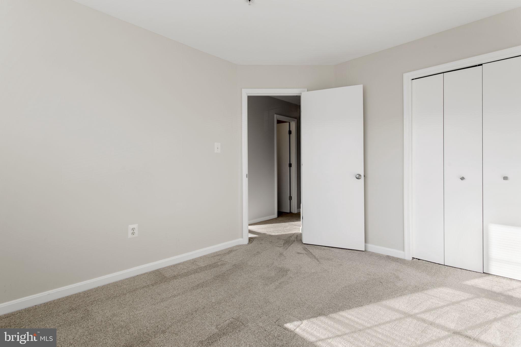 WELLINGTON TRACE - Residential Lease