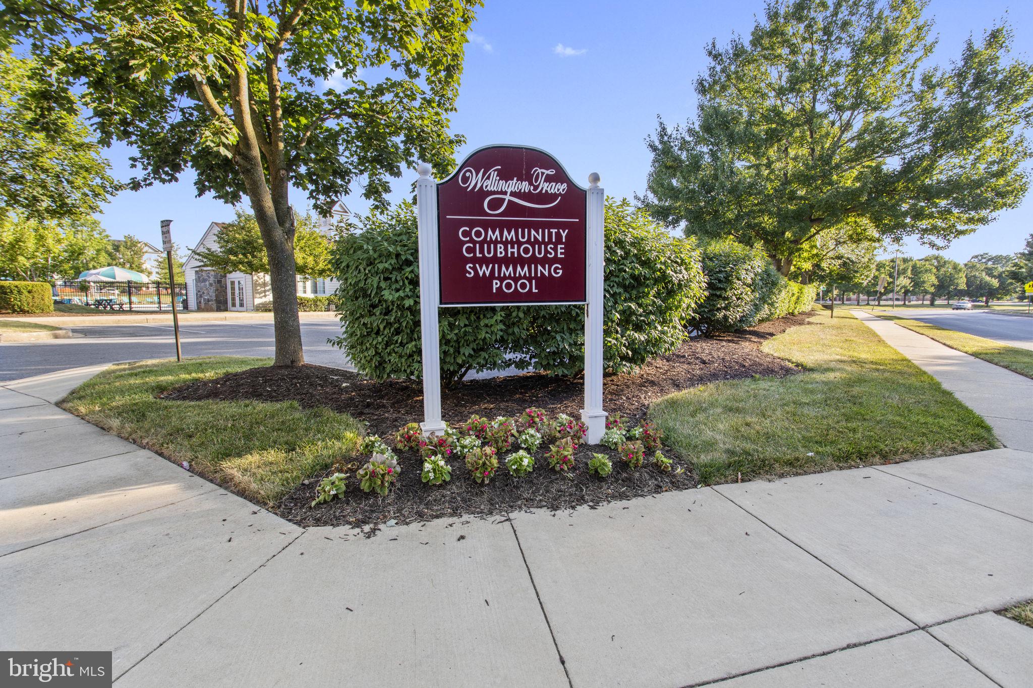 WELLINGTON TRACE - Residential Lease