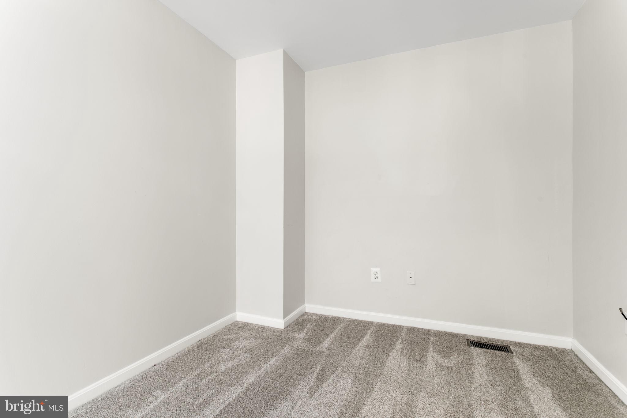 WELLINGTON TRACE - Residential Lease