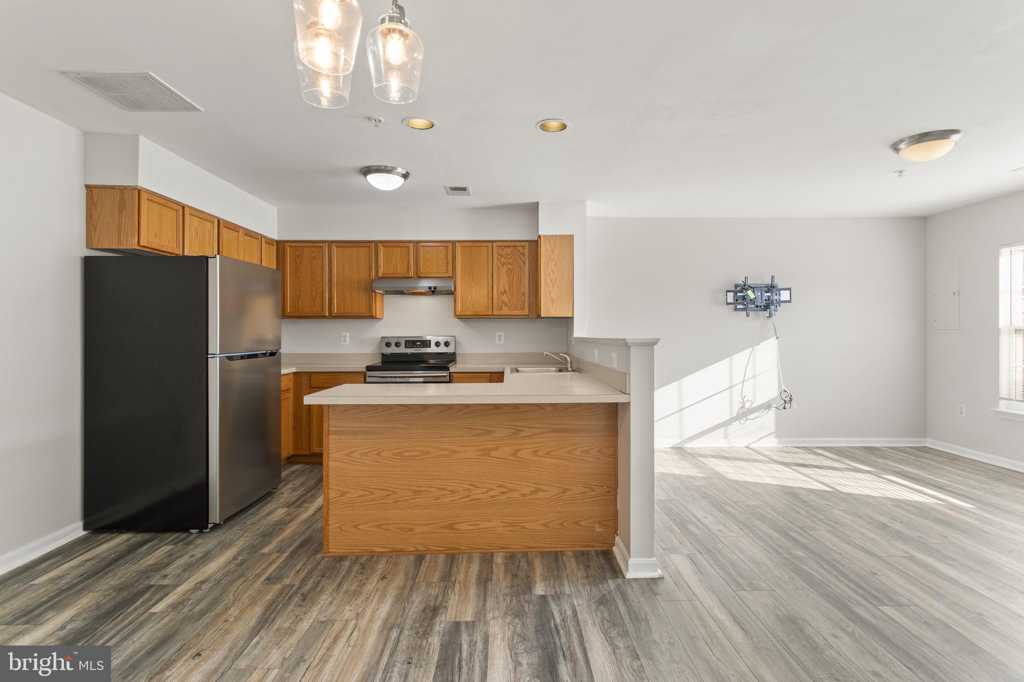 WELLINGTON TRACE - Residential Lease