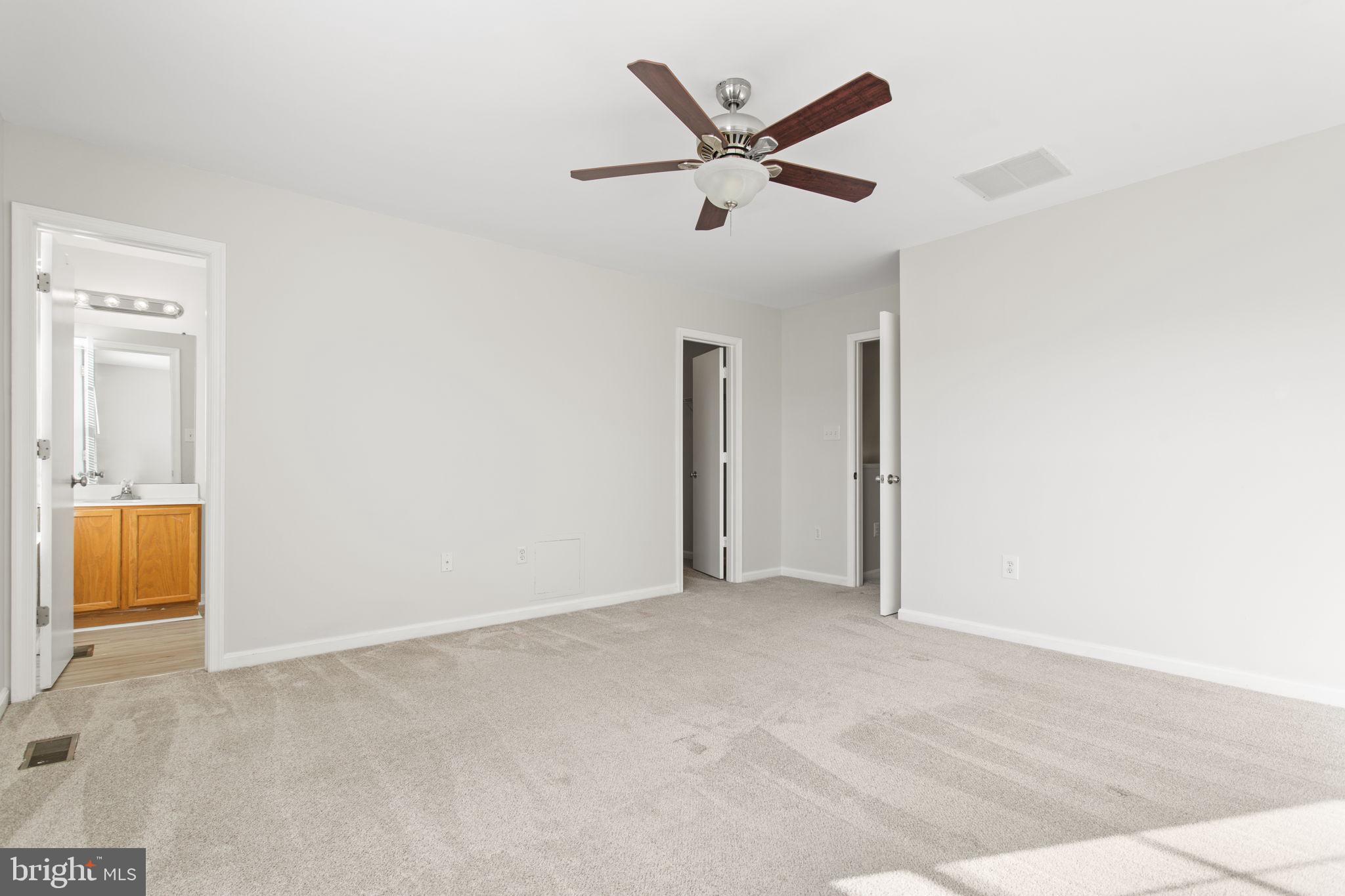 WELLINGTON TRACE - Residential Lease