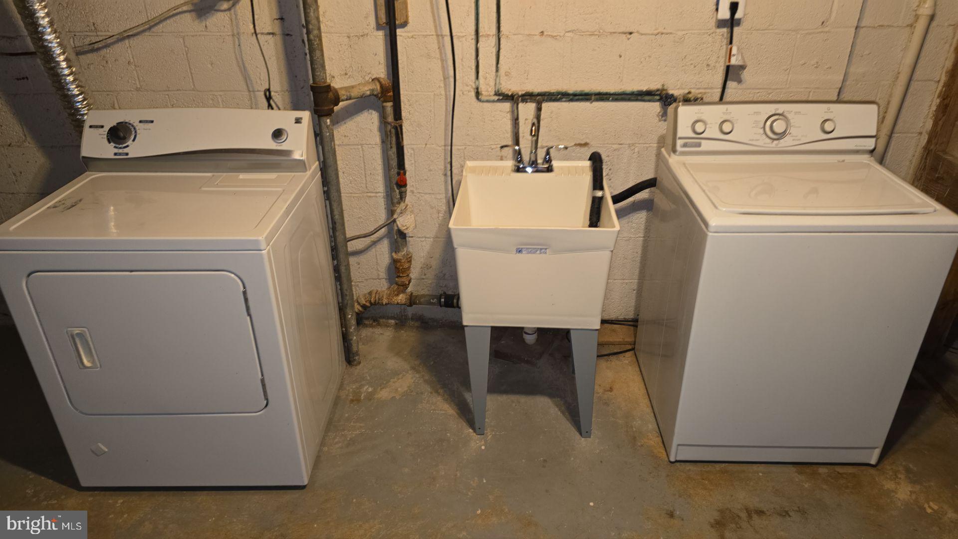 WRENNWOOD - Residential Lease